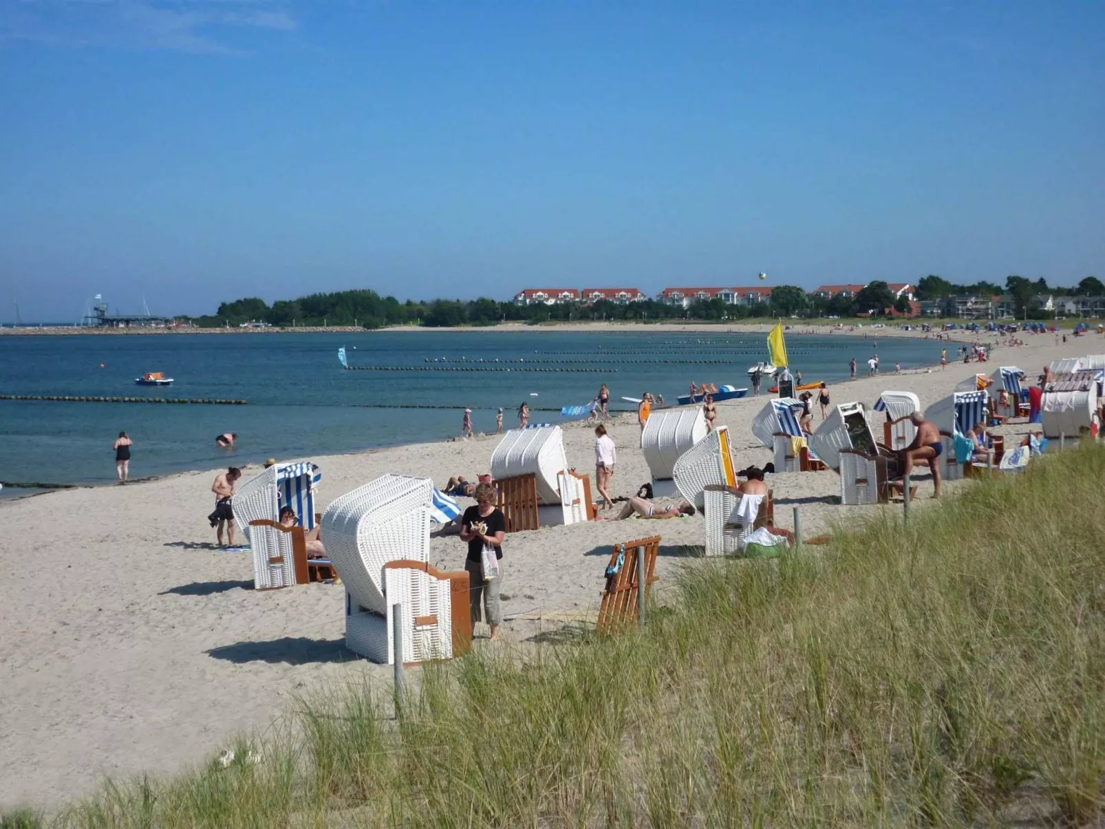 Komfort Ferienhaus mit Sauna und Kamin, auf großem Waldgrundstück, in absoluter-Outside