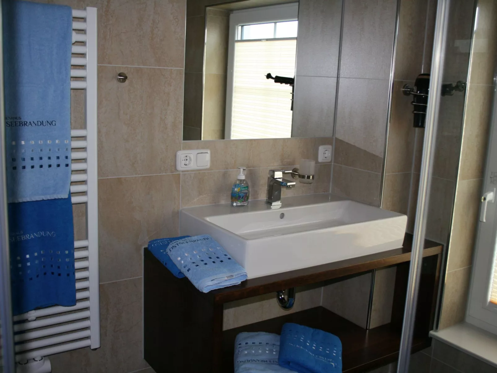 In Dranske an der Ostseeküste Rügens-Drinnen