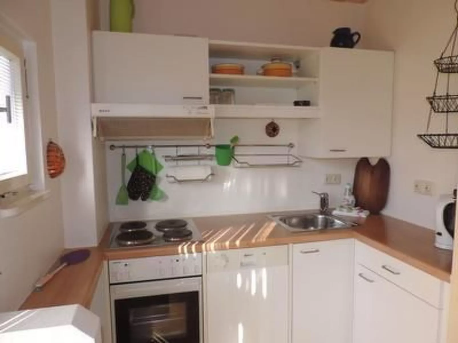 Mit Liebe ausgestattetes Haus im Naturpark-Drinnen