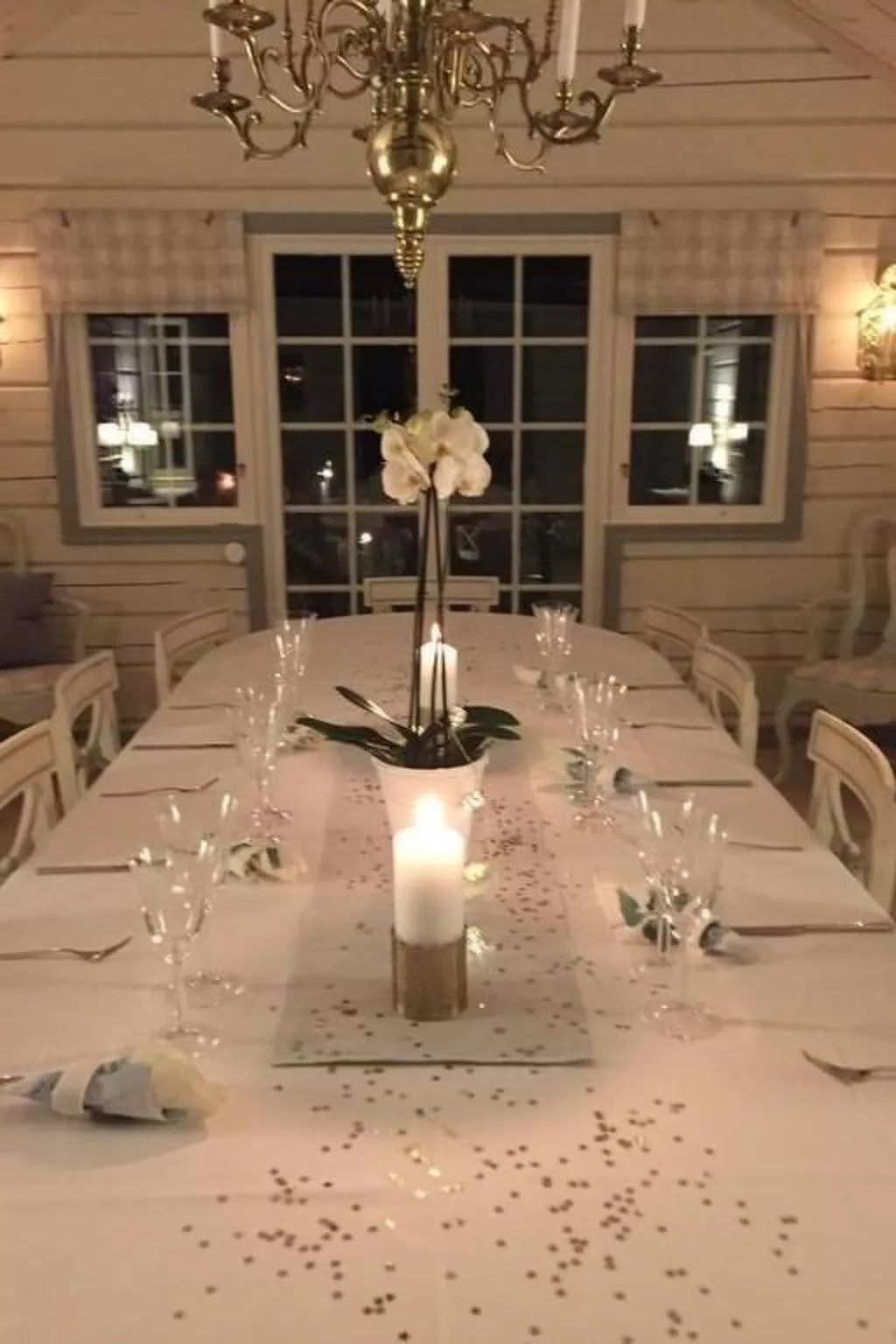 Grosses Sommerhaus direkt am See-Inside