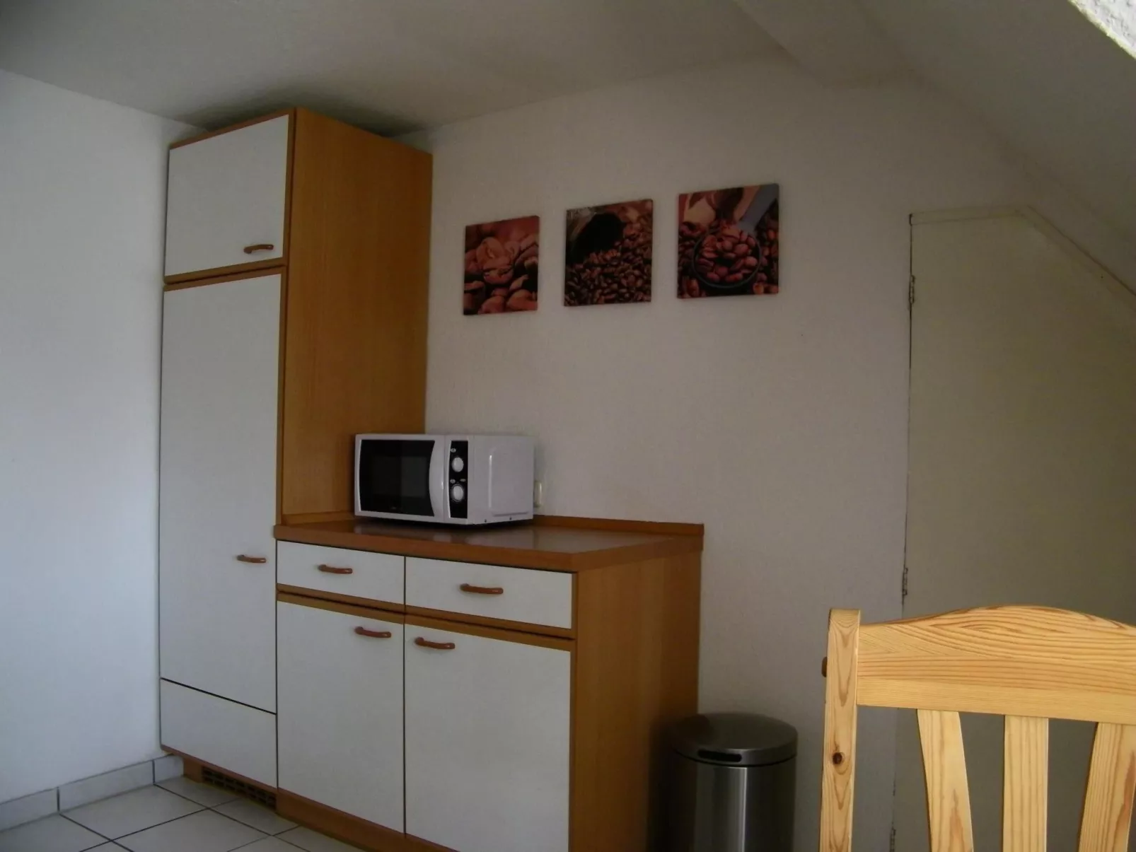 Charmante Fewo mit Großem Balkon-Dedans