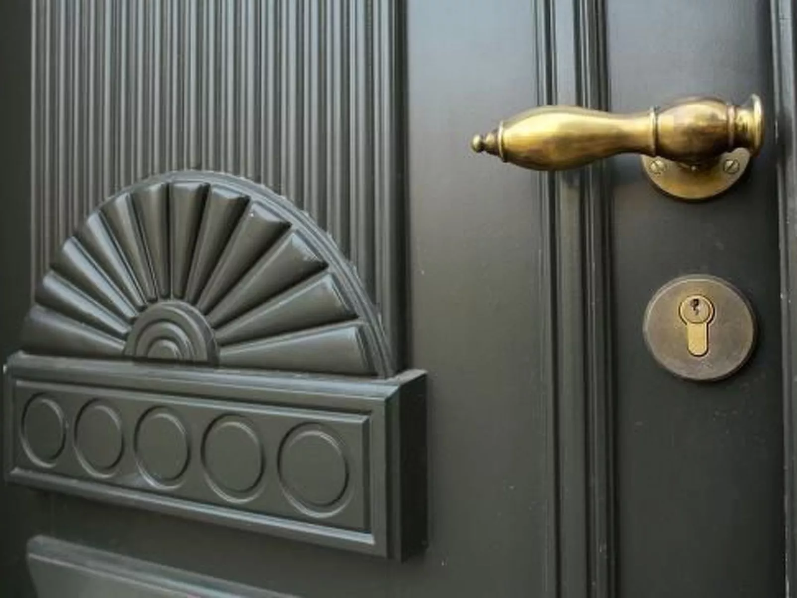 Luxuriöses Apartment in Reetdachhaus-Dehors