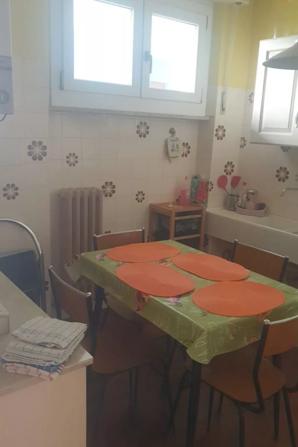 Mit privater Terrasse-Drinnen