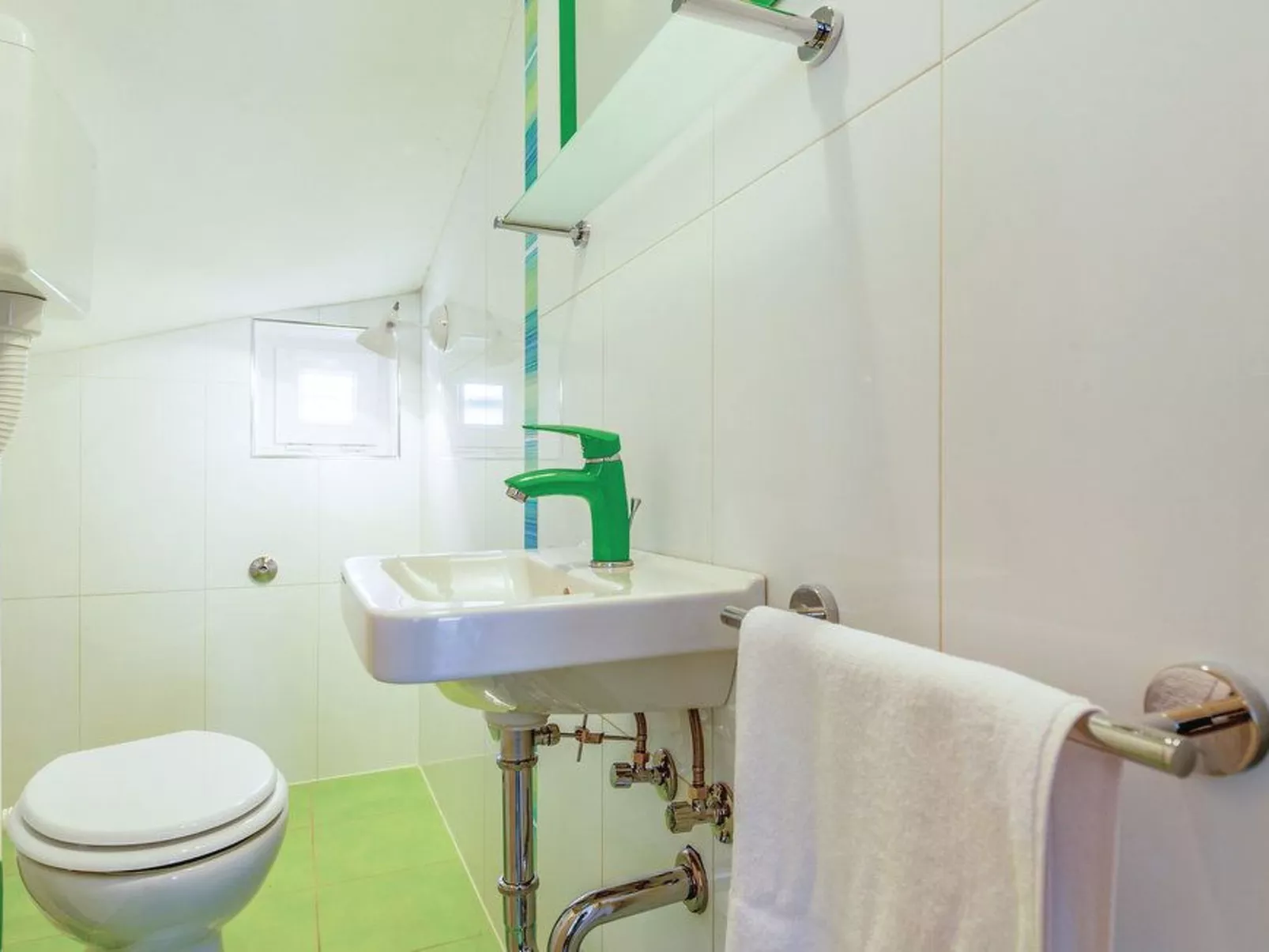 Geräumige, topmoderne Ferienvilla mit eigenem Pool-Image-tags.info