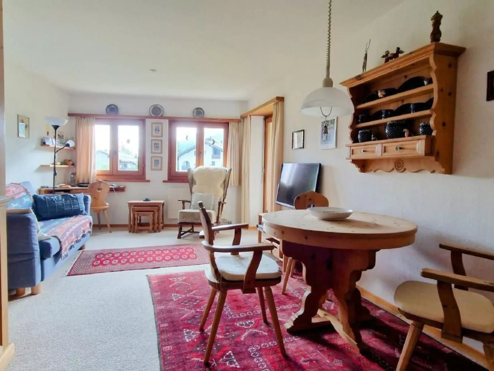 Chesa Polaschin C8-Dedans