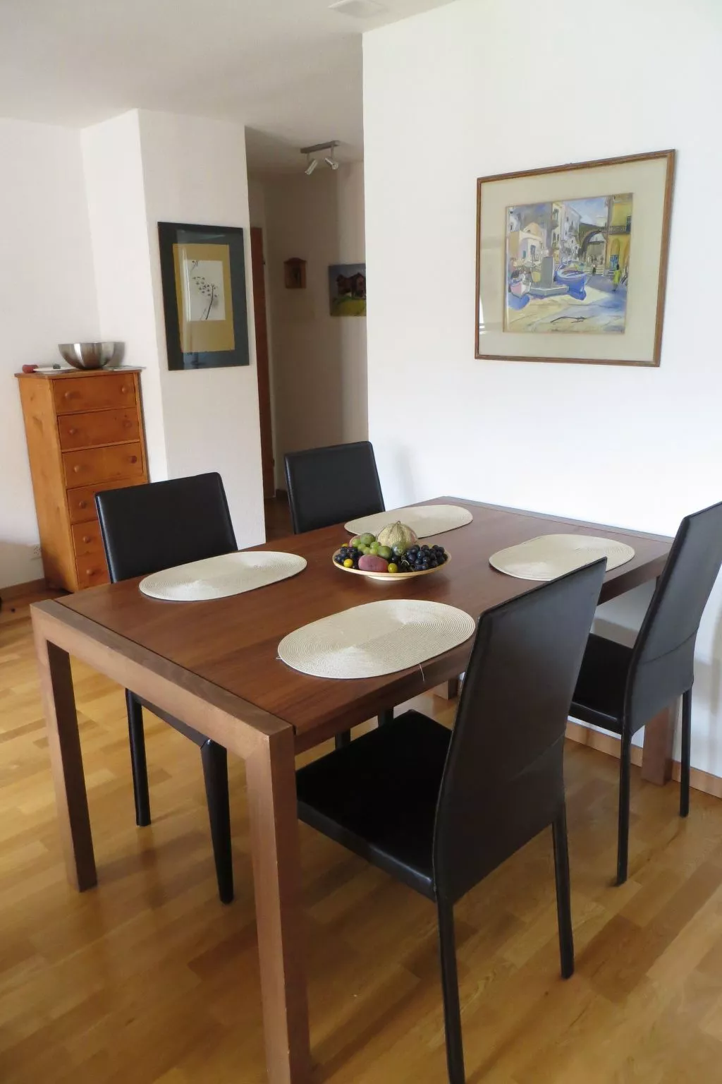 Komfortable Wohnung mit Aussicht-Image-tags.info