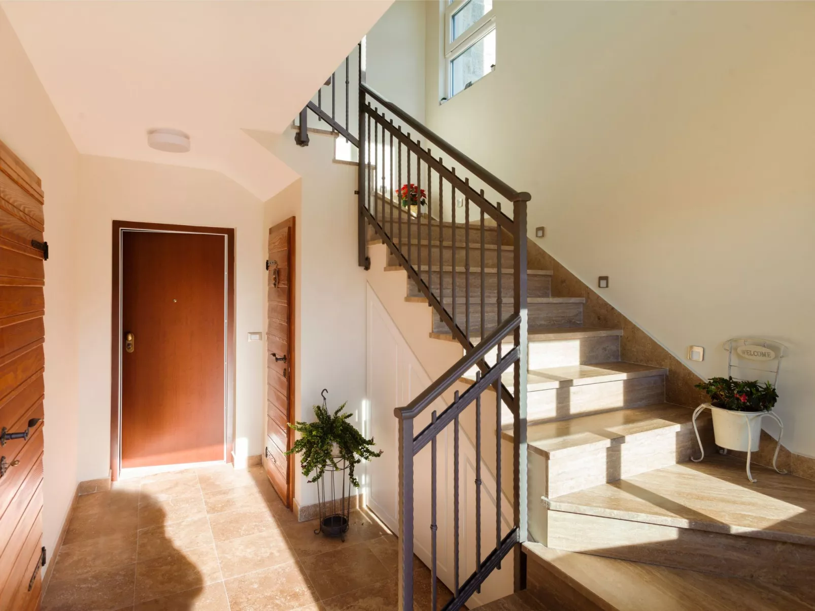 Luxuriöse Steinvilla mit privatem Swimmingpool und herrlichem Meerblick-Dedans