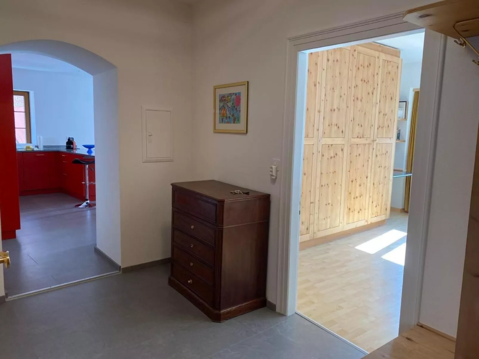 Chesa Robinson 4-Inside