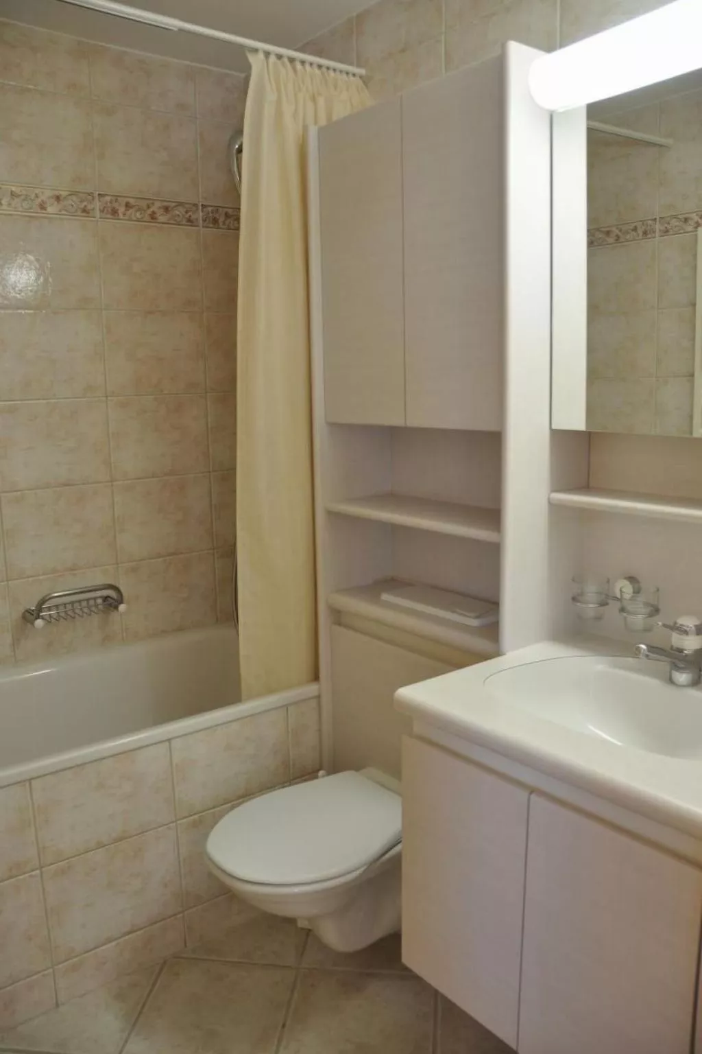 Chesa Sunasain V5-Image-tags.info