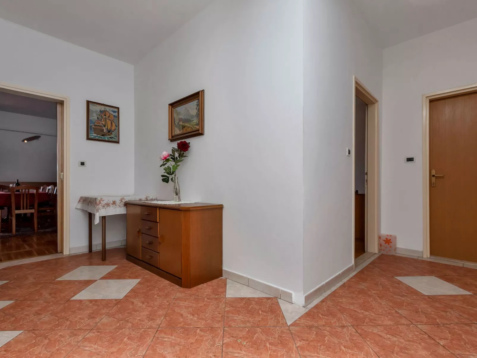 ★4Schlafzimmer★Freies Parken★GroßerBalkon★Apt Bugenvilija-Dedans