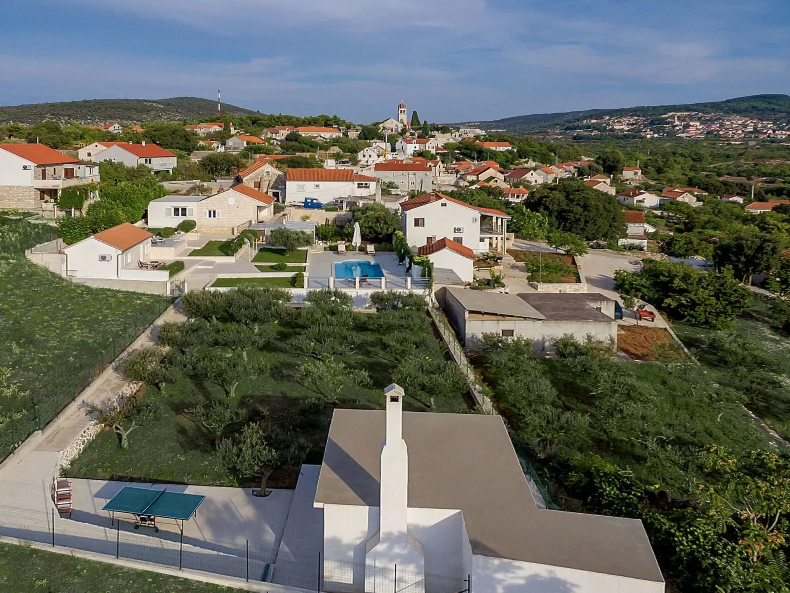 Finca mit Garten, Grill und Terrasse-Draußen