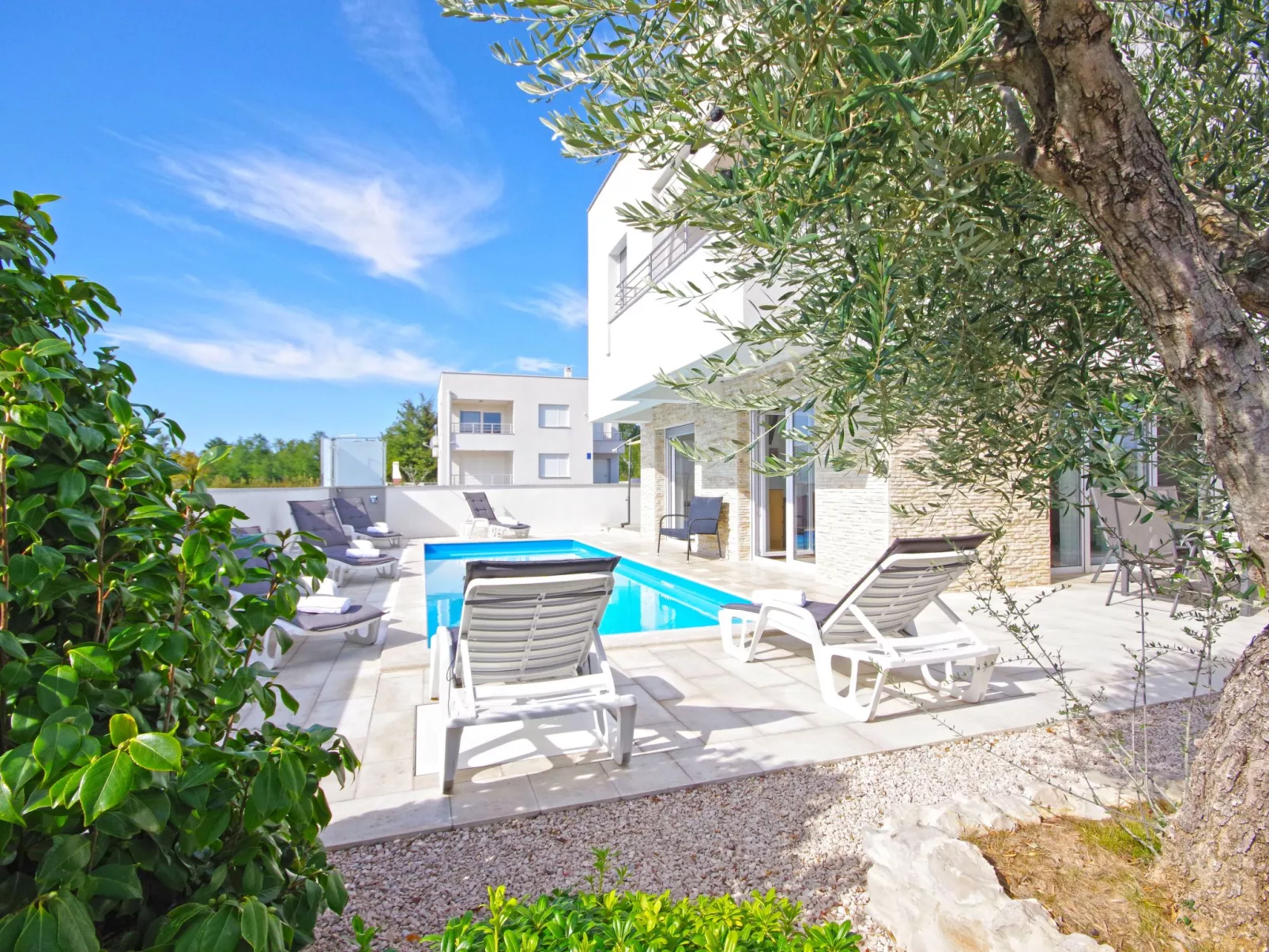 Apartment 4 Laura-Dehors