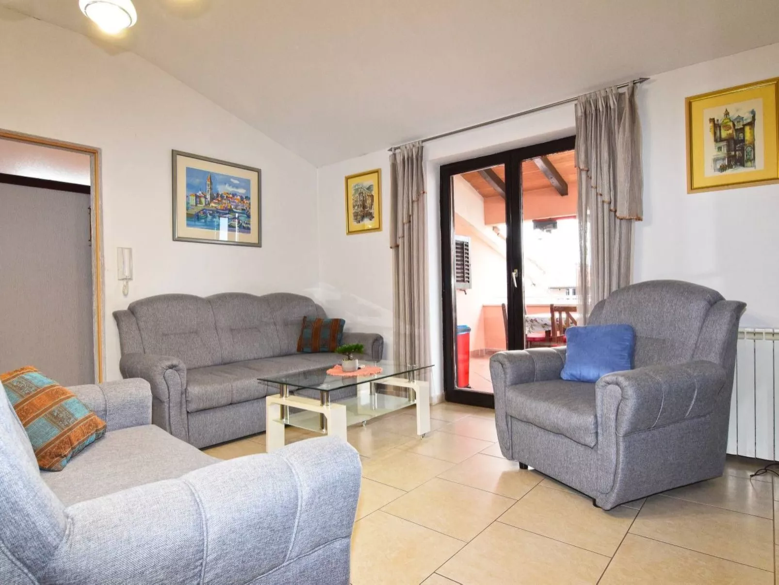 2-Zimmer-Ferienwohnung, 600m vom Strand entfernt-Drinnen