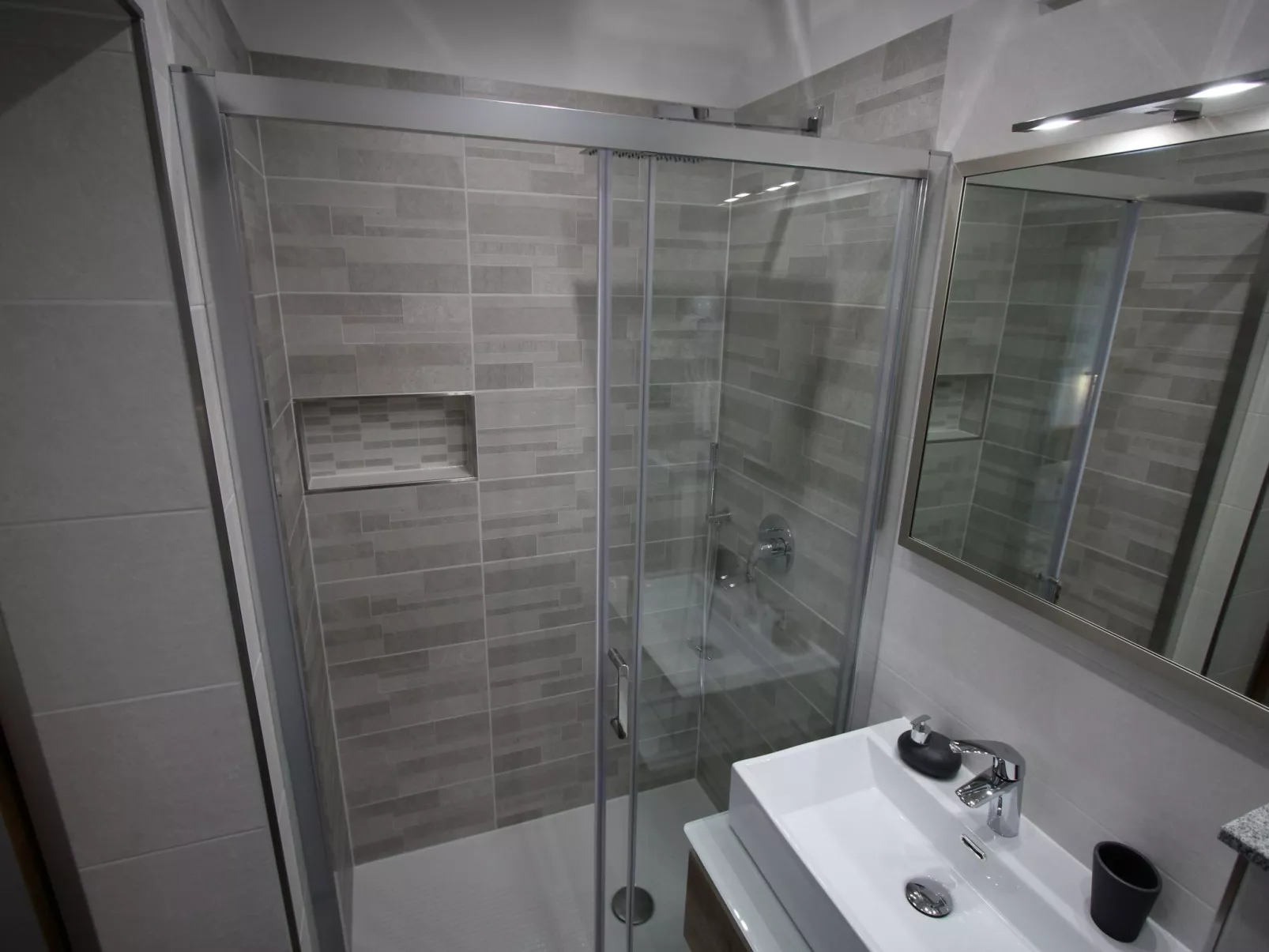 Appartement Deluxe mit Balkon und Meerblick-Dedans