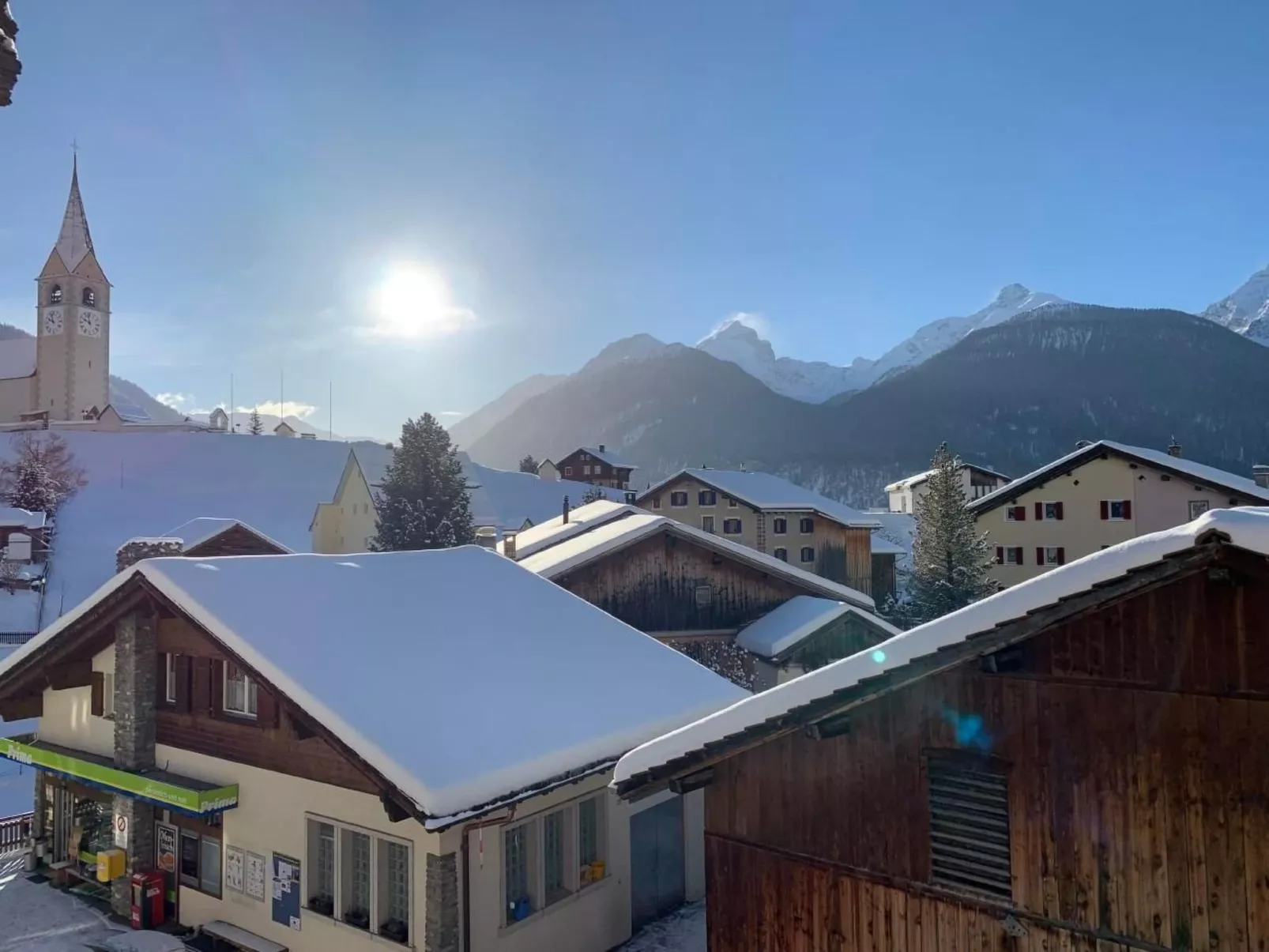 Historische Tgesa Ferrera-Outside