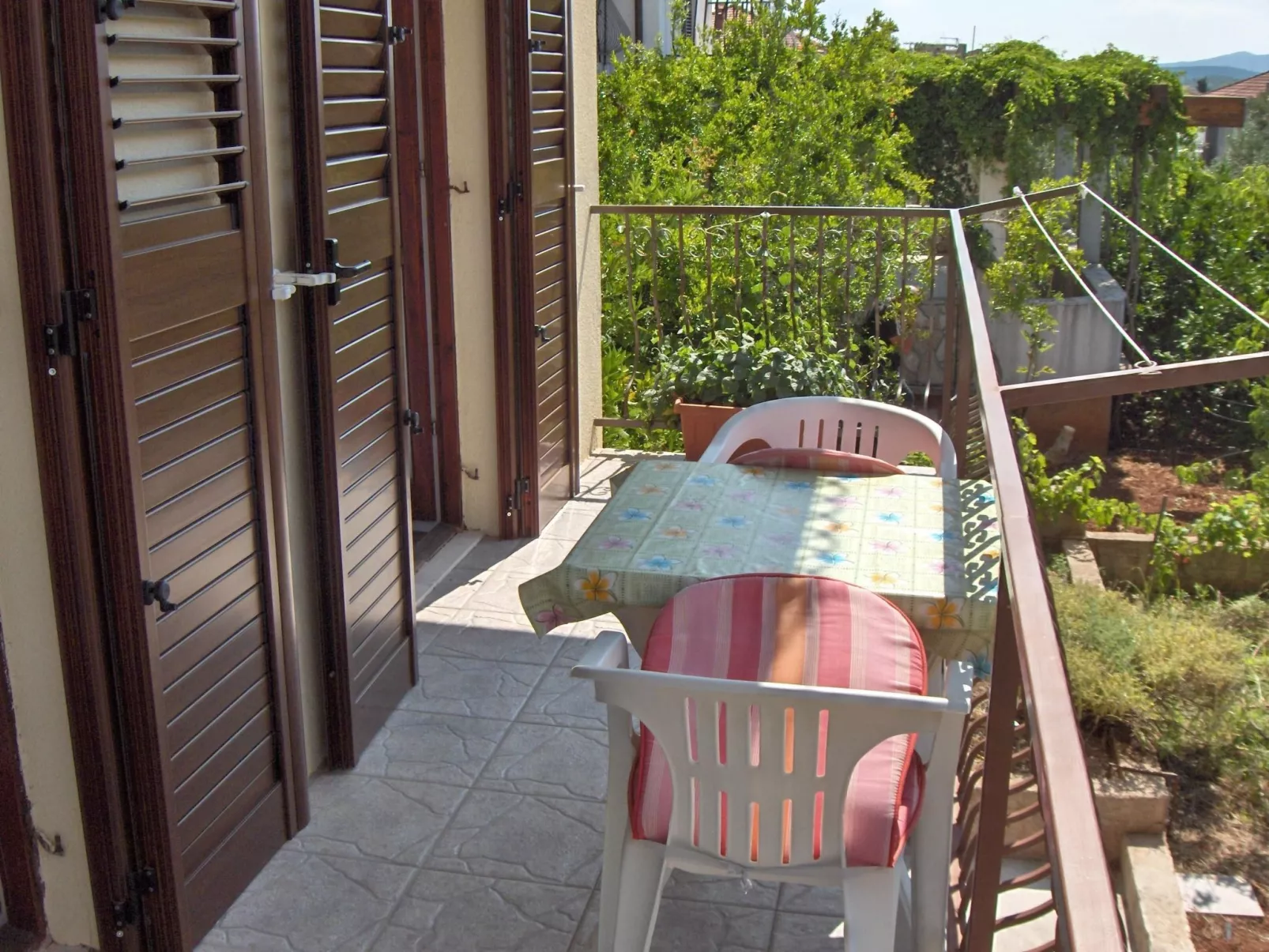 Wohnung im Hochparterre-Image-tags.info