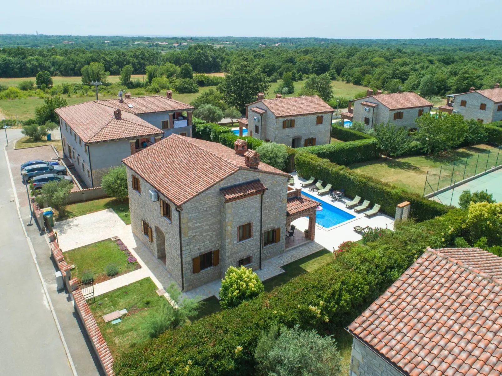 Villa Amani-Image-tags.info