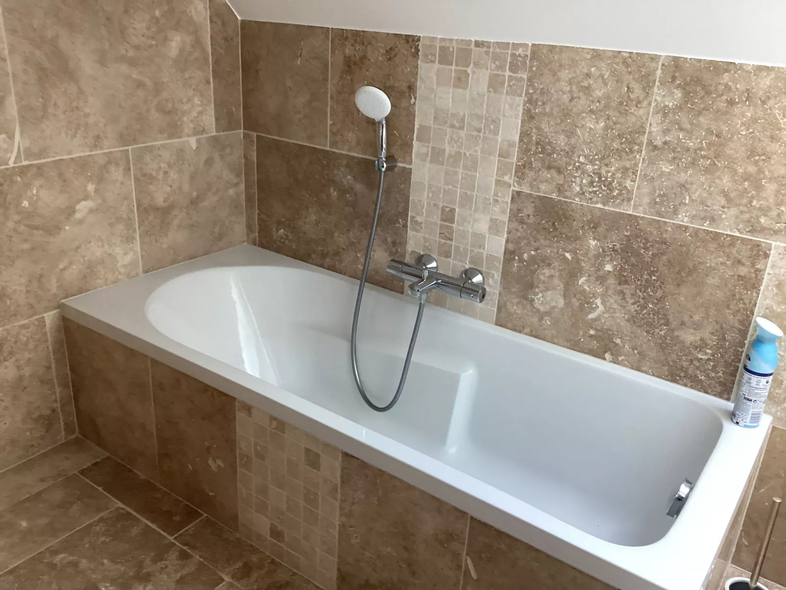 Haus von Leontine - Inside