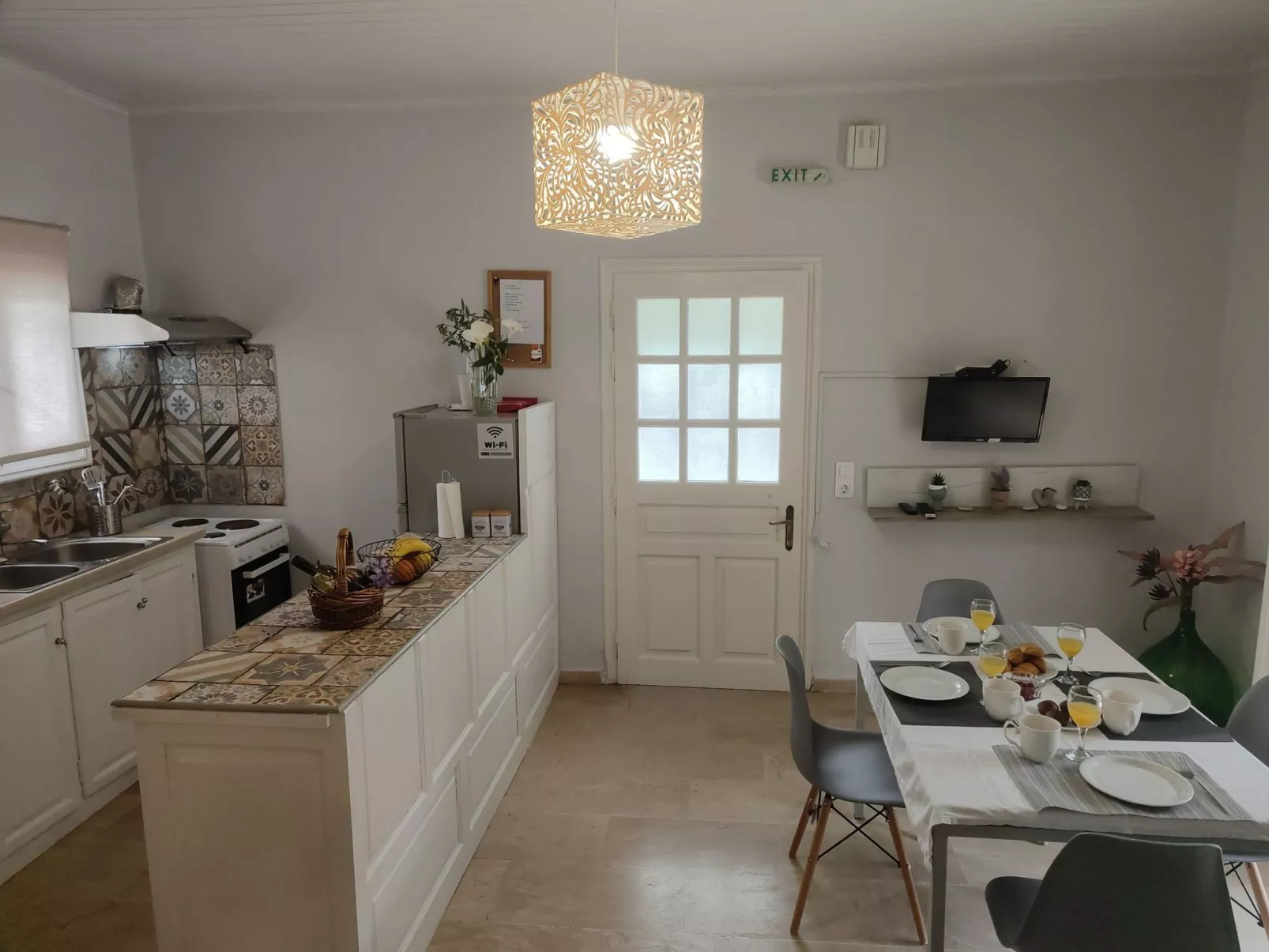 Geräumige Wohnung mit zwei Schlafzimmern in der Nähe des Sandstrandes-Inside