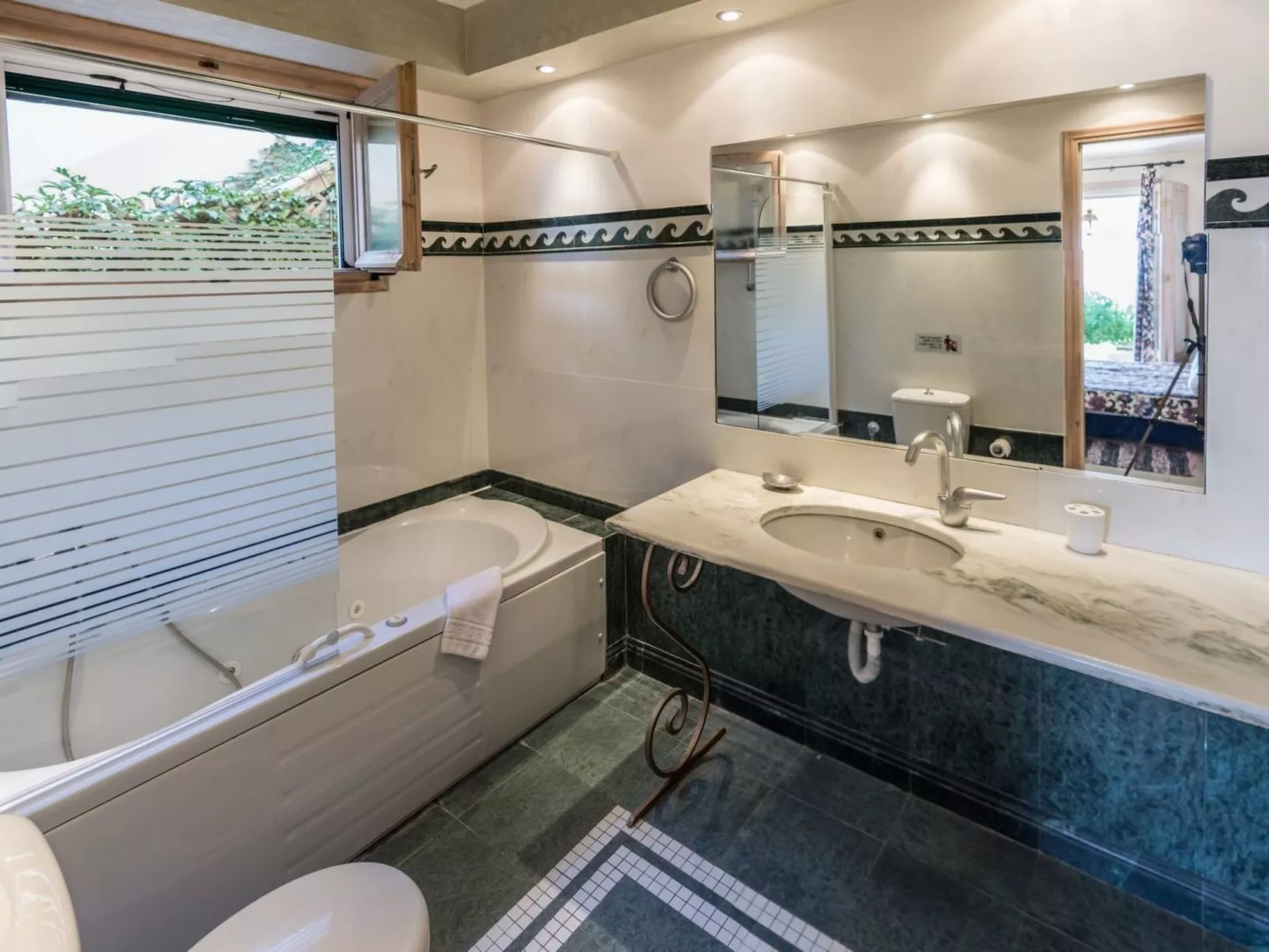 Villa Anthea Rossa-Inside