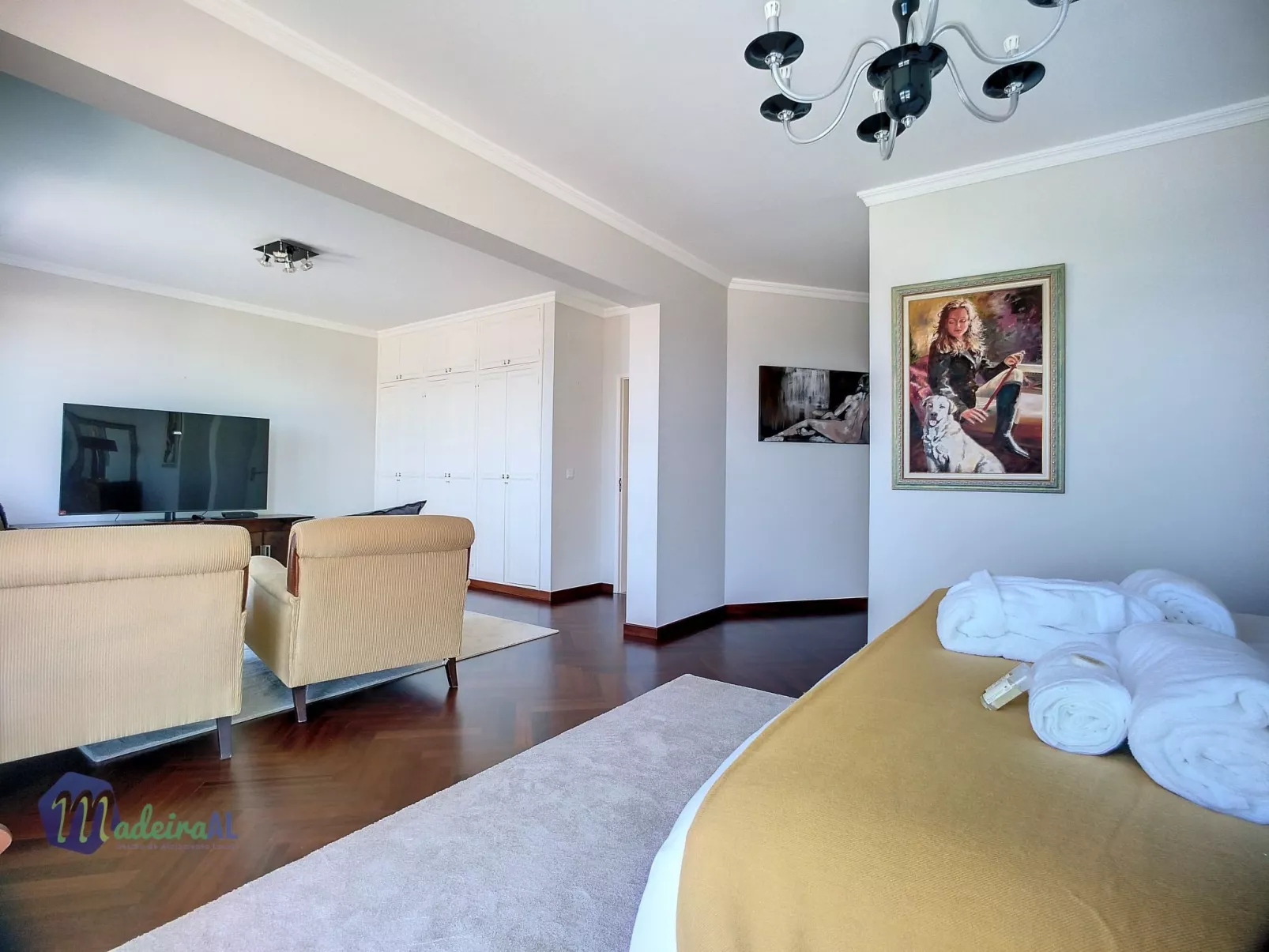 PEARLS BEACH VILLA-Inside