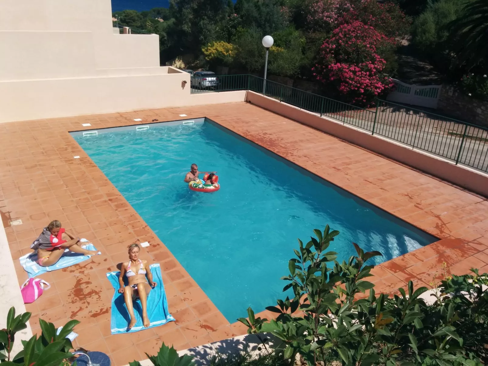 Pont de bateau, Meerblick mit privatem Pool-Dehors