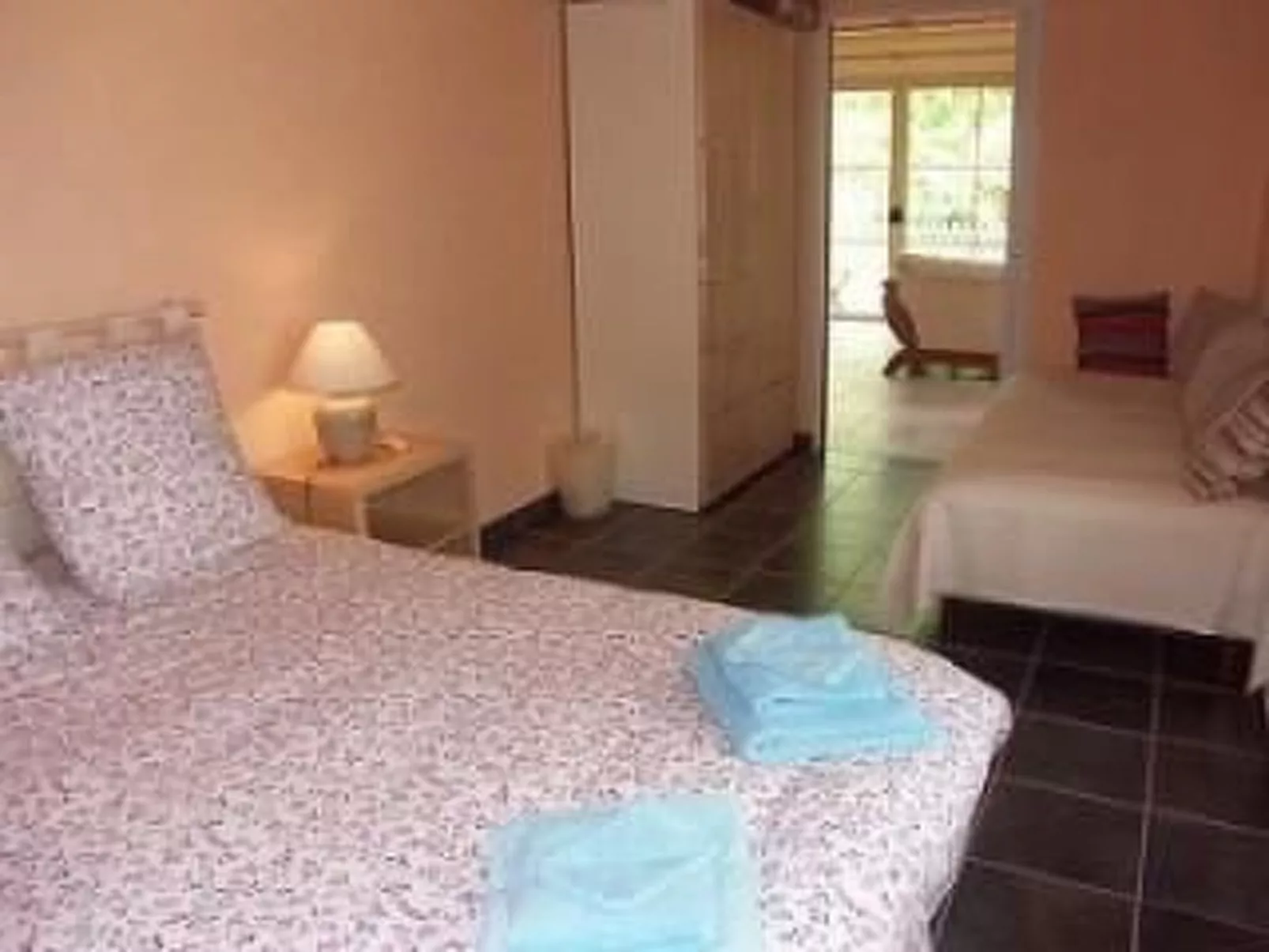 "Au Bas Chalonge Gîte"-Dedans