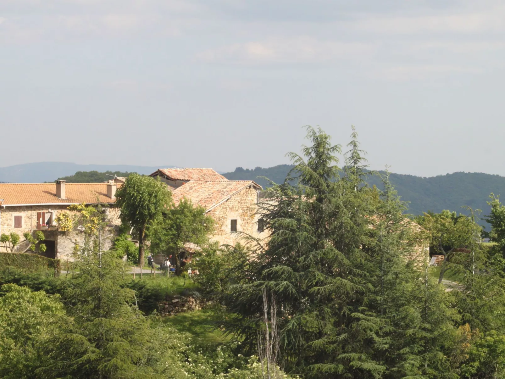 Coeur des Monts d'Ardeche-Dehors