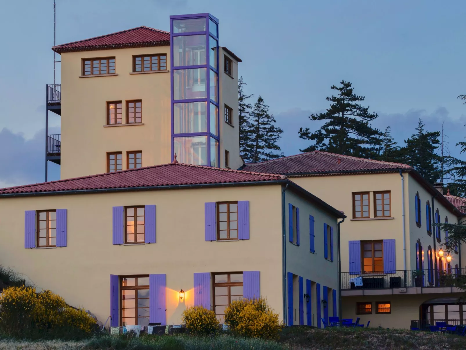 Genießen Sie die Ruhe und den Frieden der Provence-Draußen