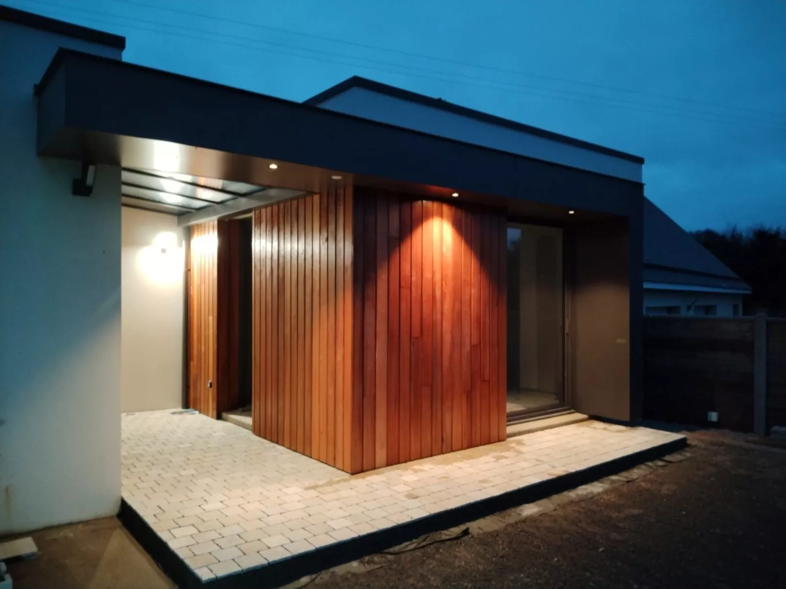 Der Contempastel-Draußen