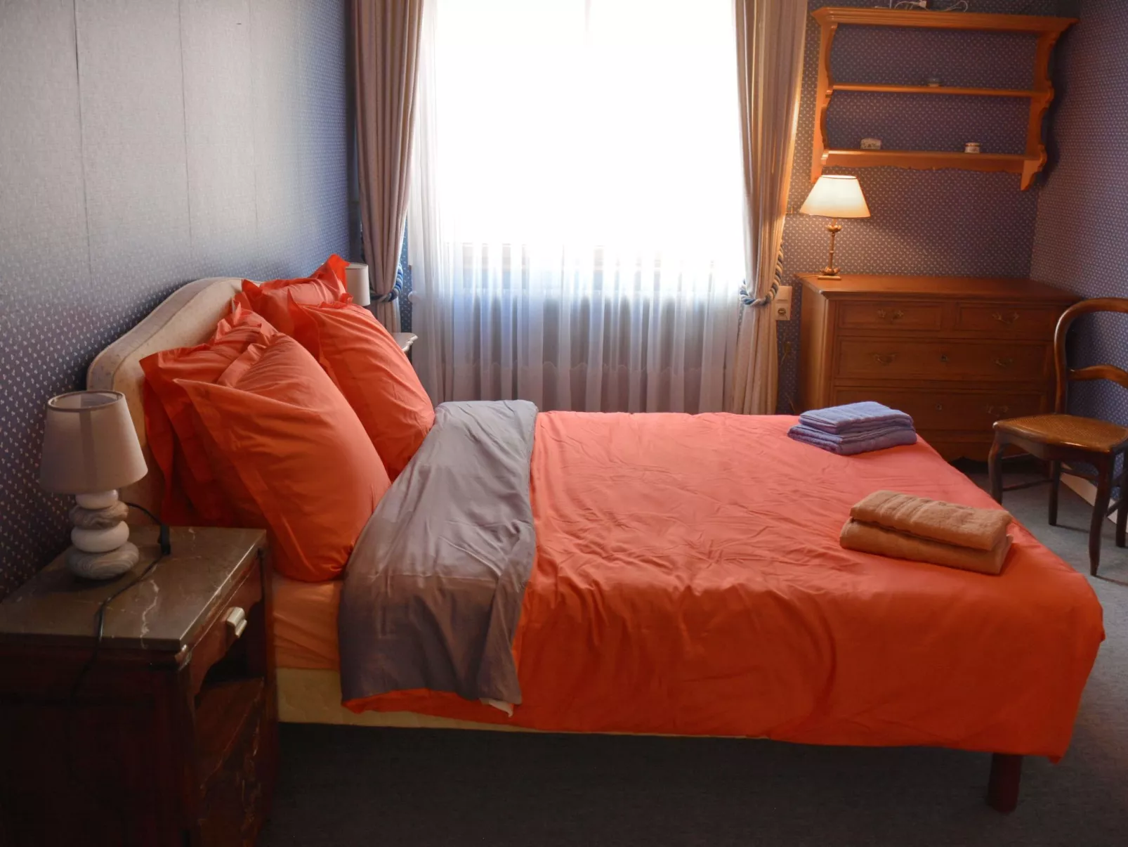 "Gite du forgeron" (Schmiedehaus)-Drinnen