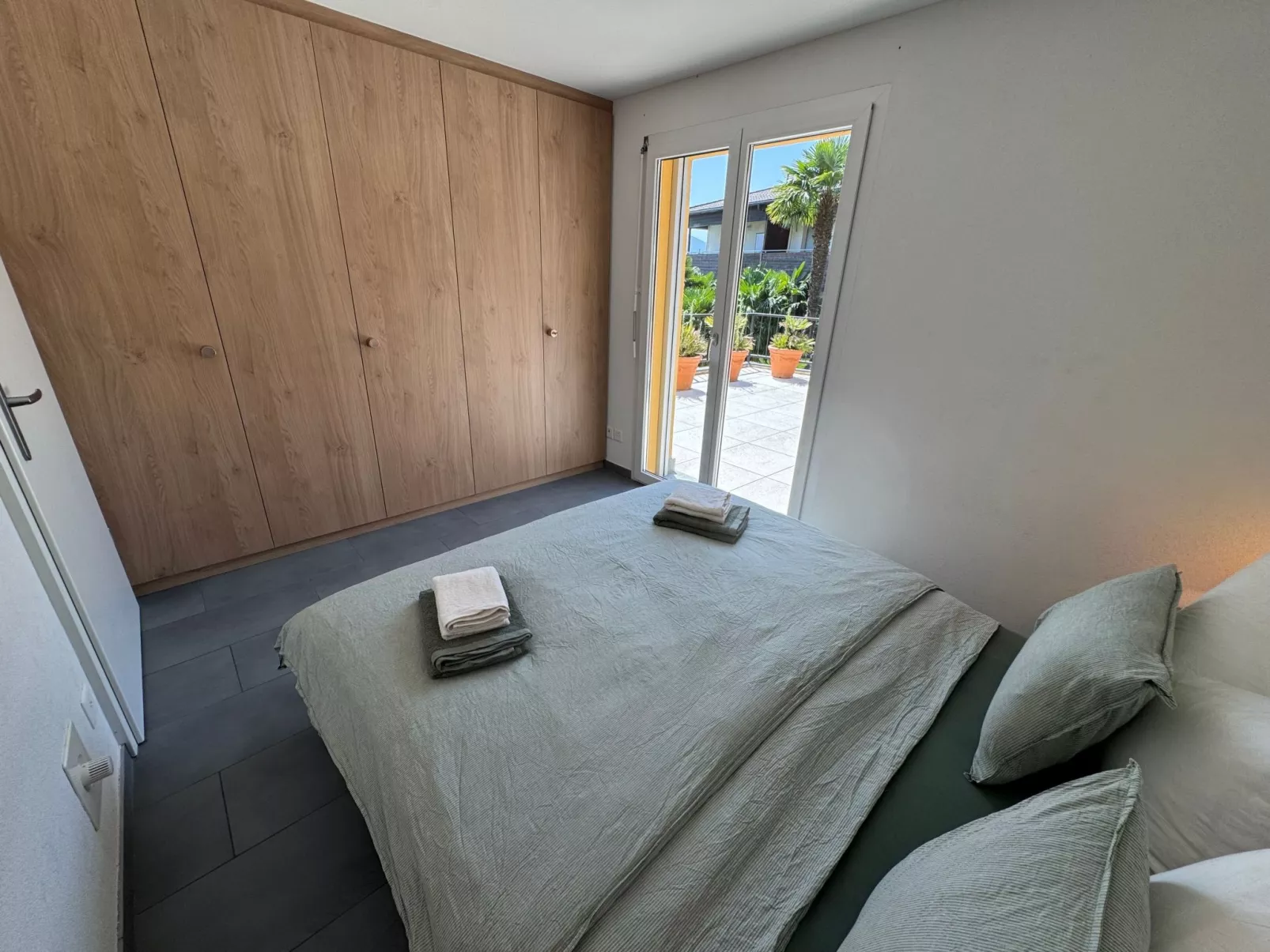 La Camelina - Contra-Drinnen