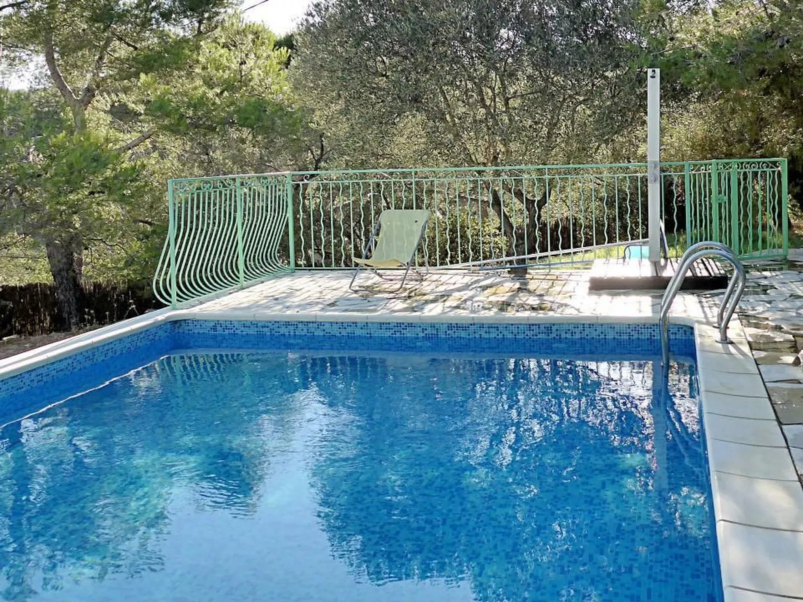 Villa und Pool mit Meerblick nur für Sie-Outside