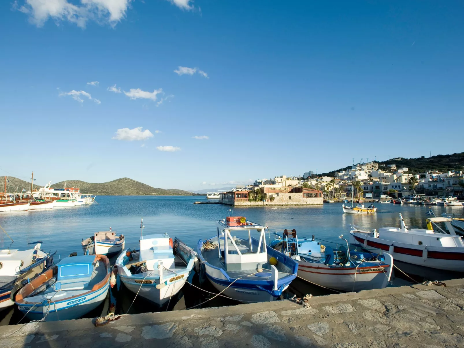 Mit Privatpool für 4 Personen  + 2 Kinder ca. 92 m&sup2; in Elounda, Kreta (Ost-Draußen