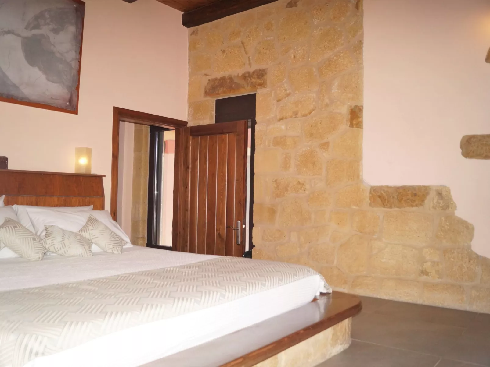 Geräumige Villa mit Pool nur 12km vom Strand entfernt-Dedans