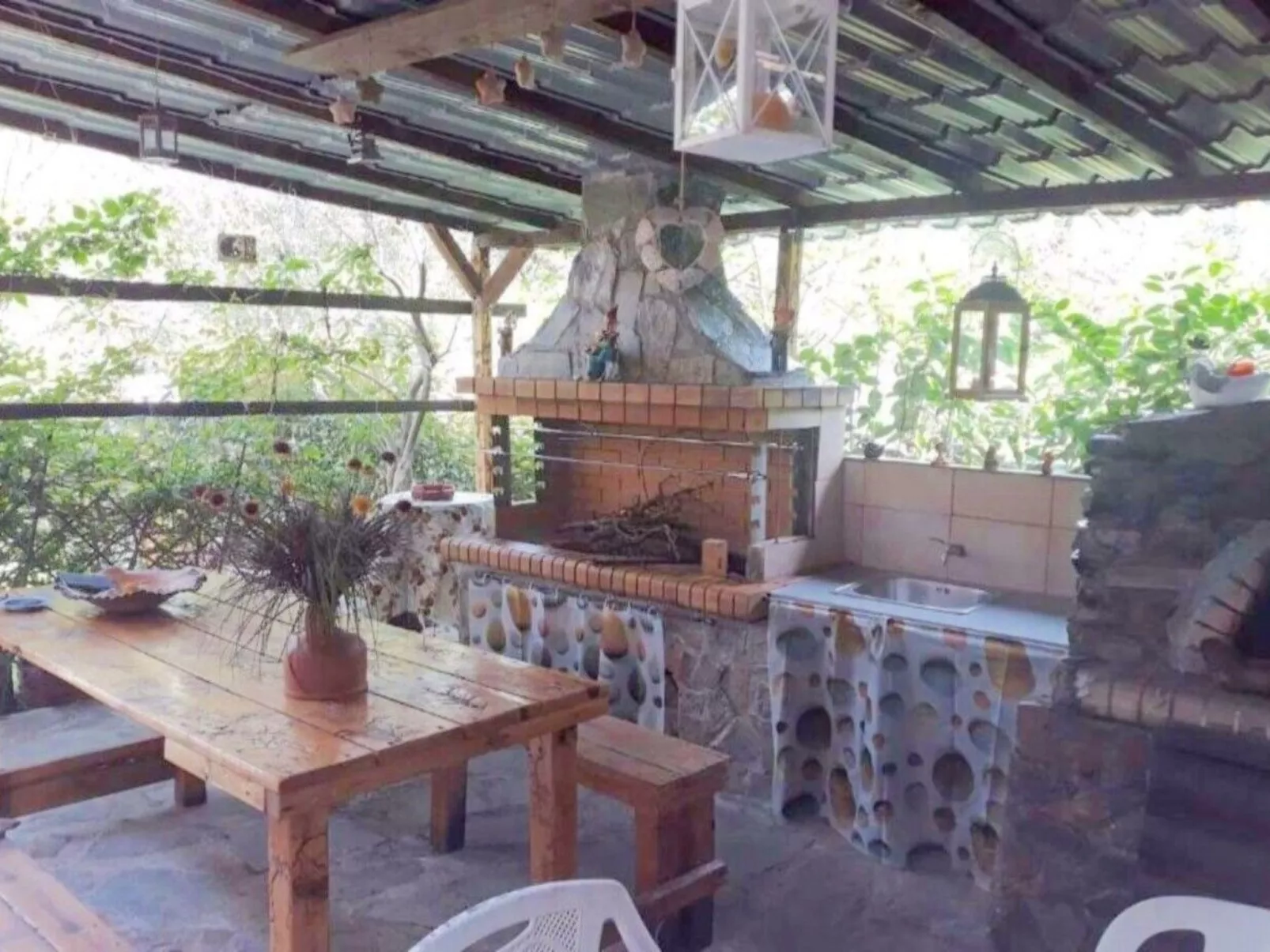 Landgut mit Garten, Grill und Terrasse-Outside