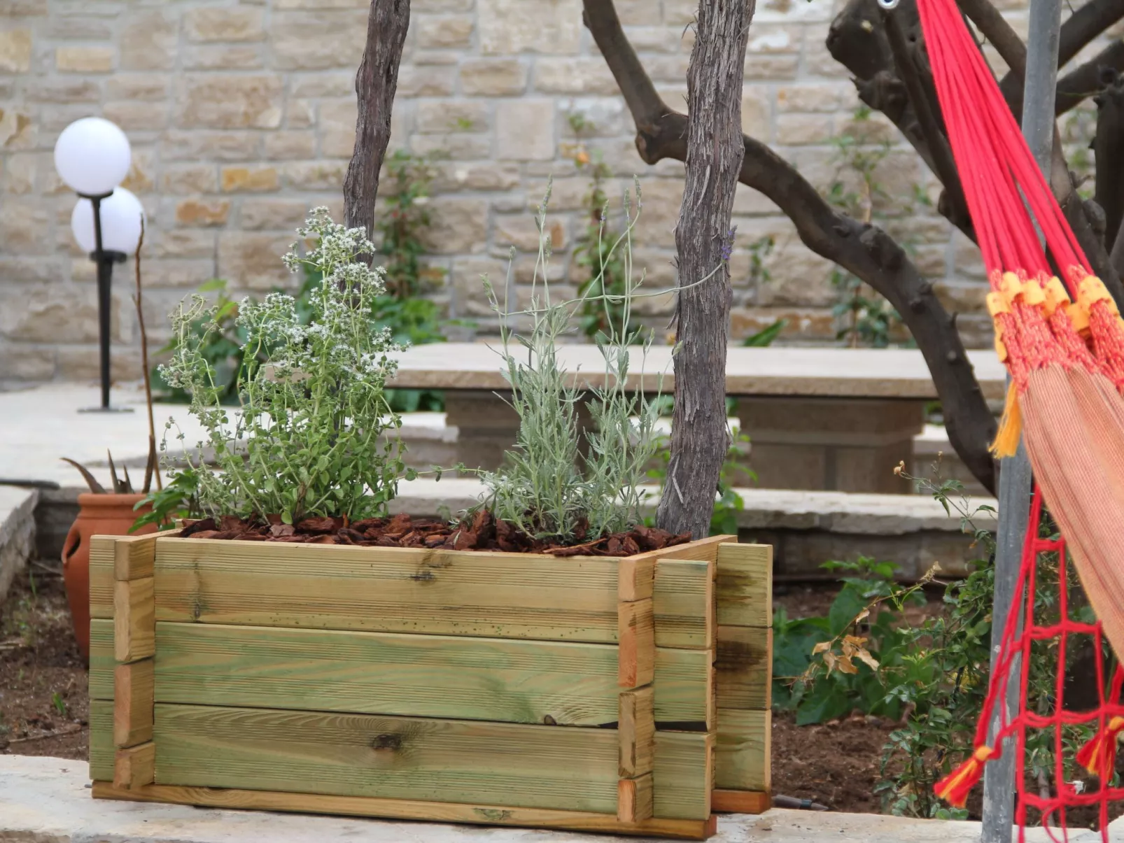 Lemonia für 6 Personen und 3 Kinder-Dehors