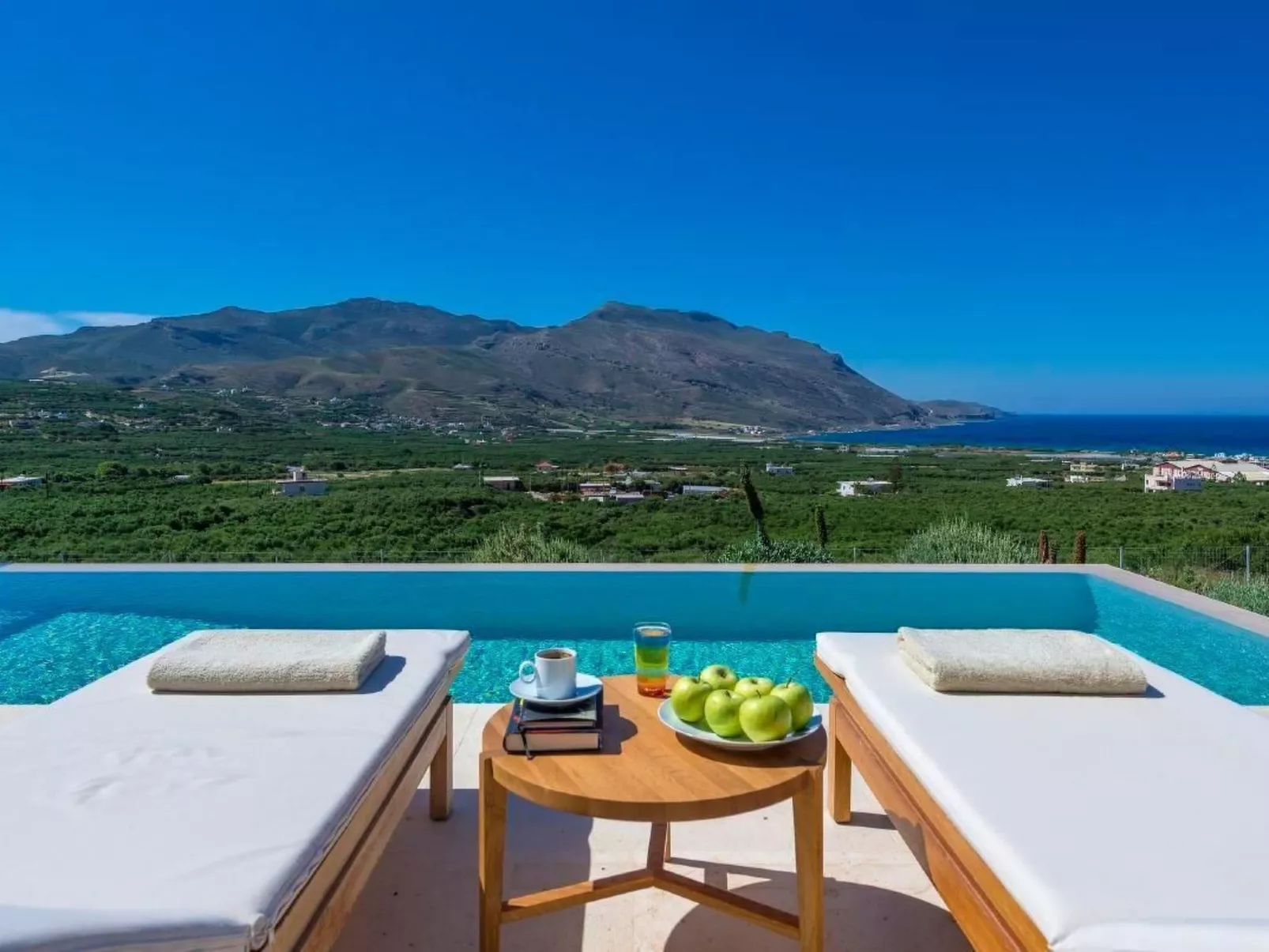 "Villa Charisma" mit eigenem Pool-Image-tags.info