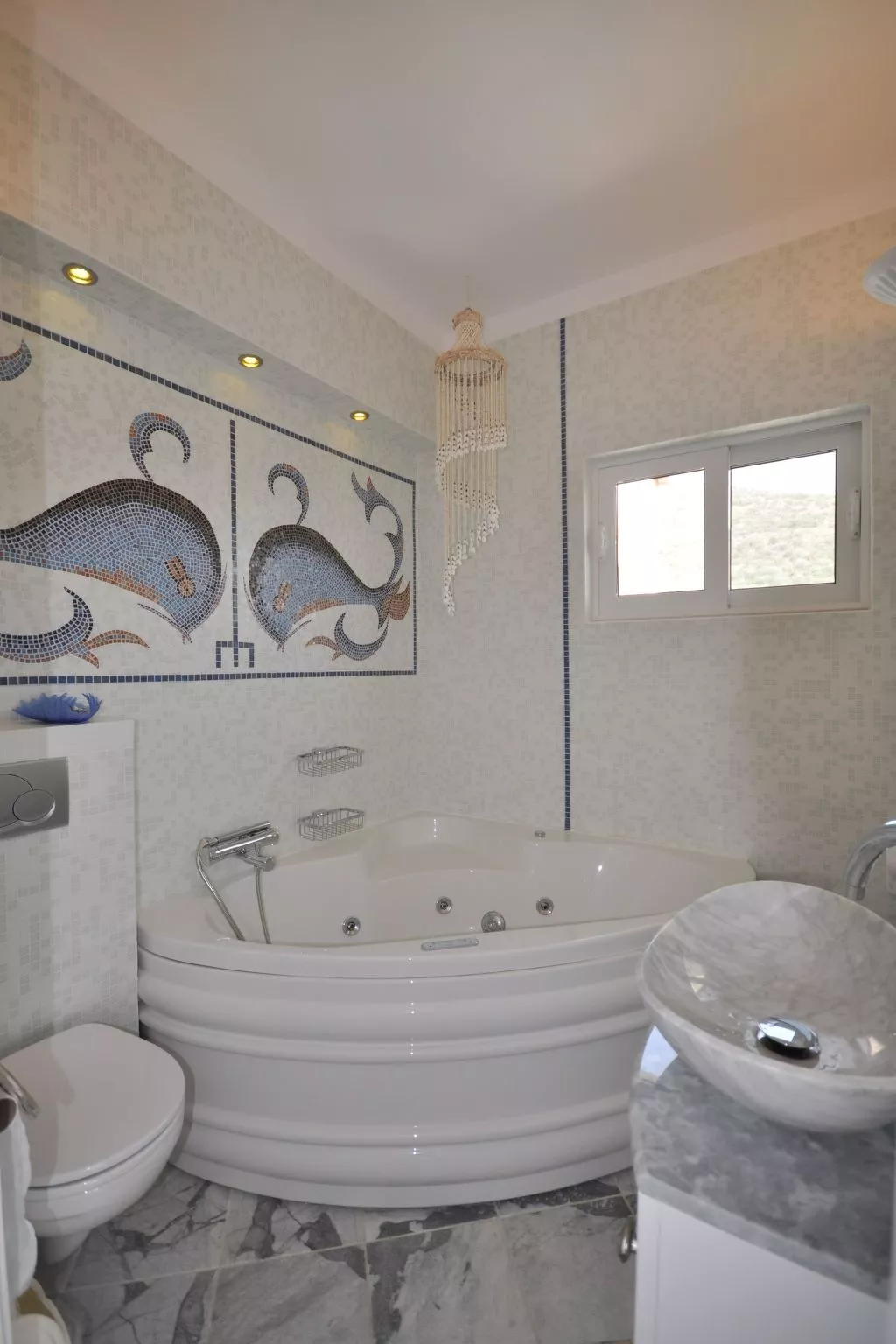 Anwesen "Villa Livadia" mit Infinity-Pool-Dehors