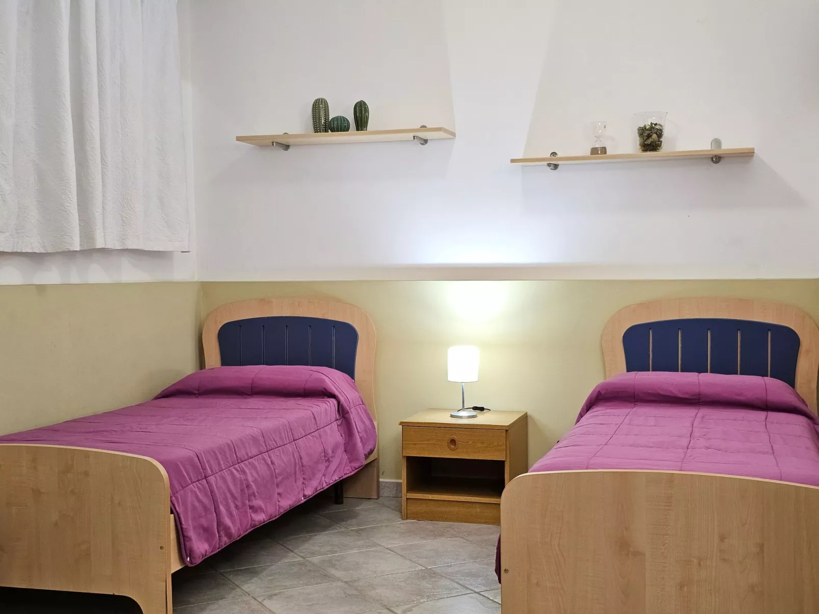 Villa mit Wasserblick-Drinnen