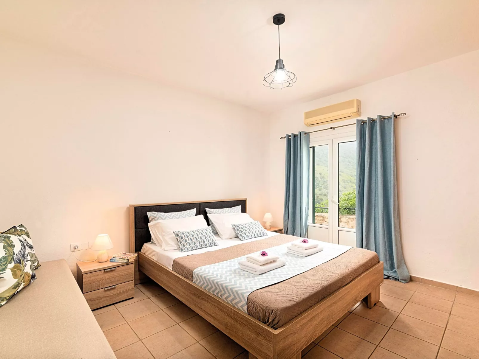 Du Lac Alpha Villa Privater Pool-Image-tags.info