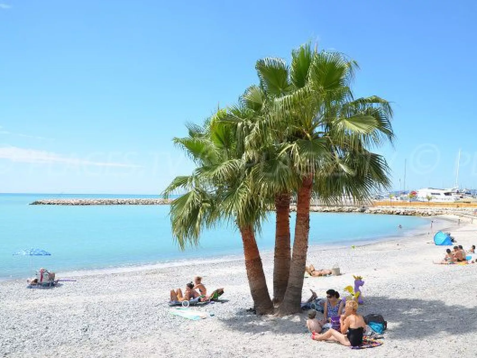 Wohnung "Les roses" auf einem eingemauerten Grundstück-Outside