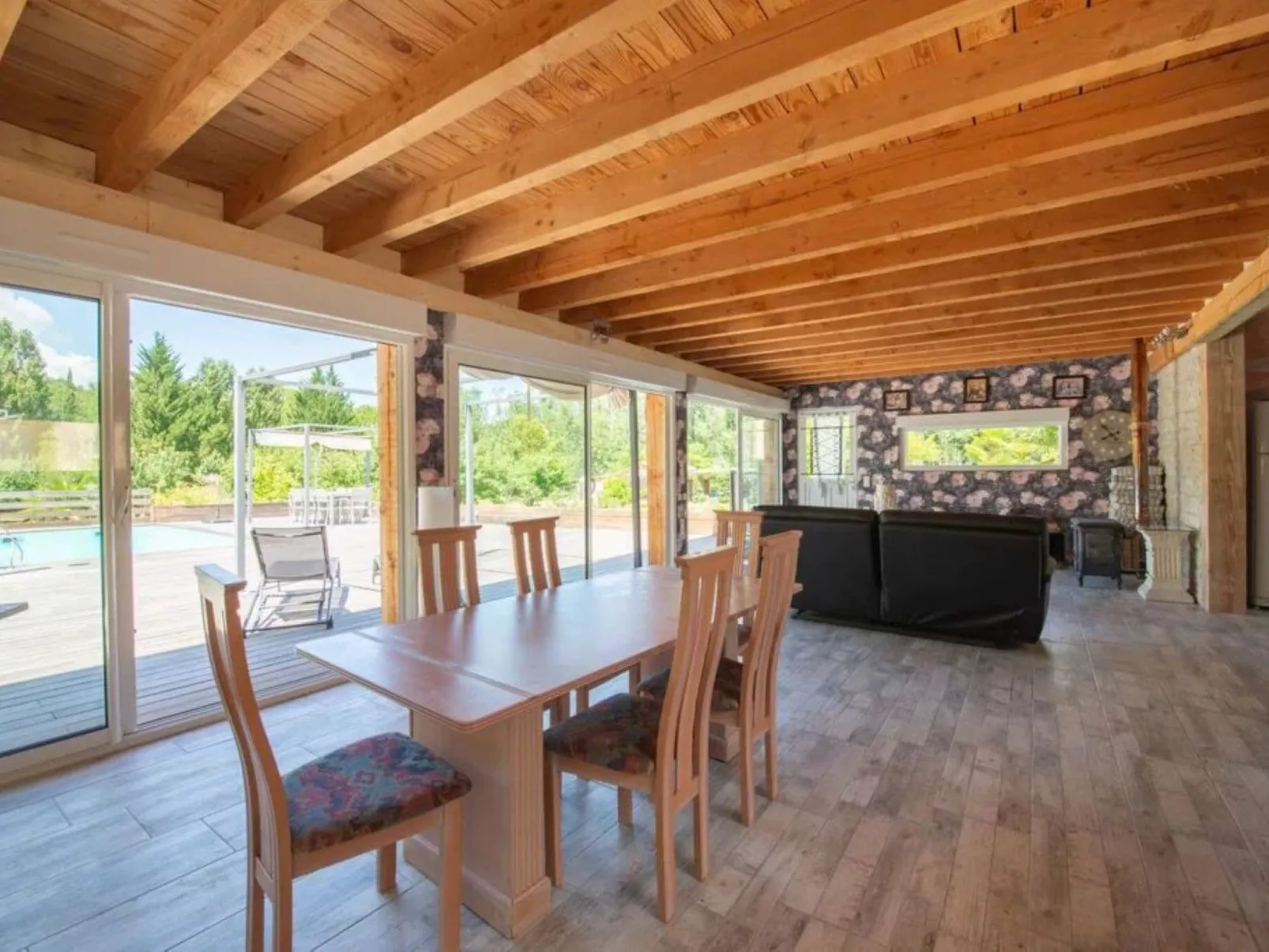 Mit Privatpool in Gagnieres-Drinnen