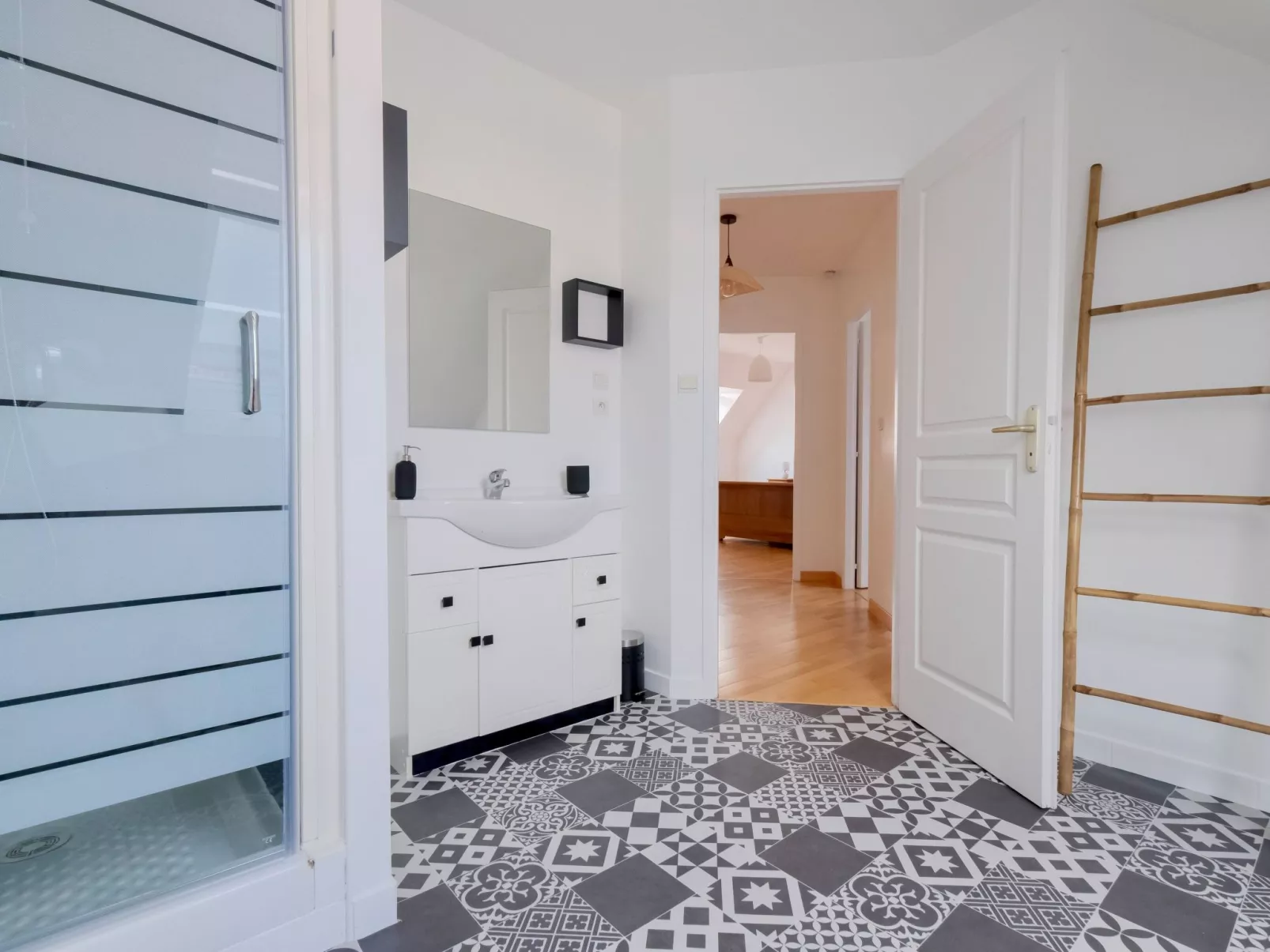 Haus "L'Oyat" mit Garten und Plancha-Drinnen