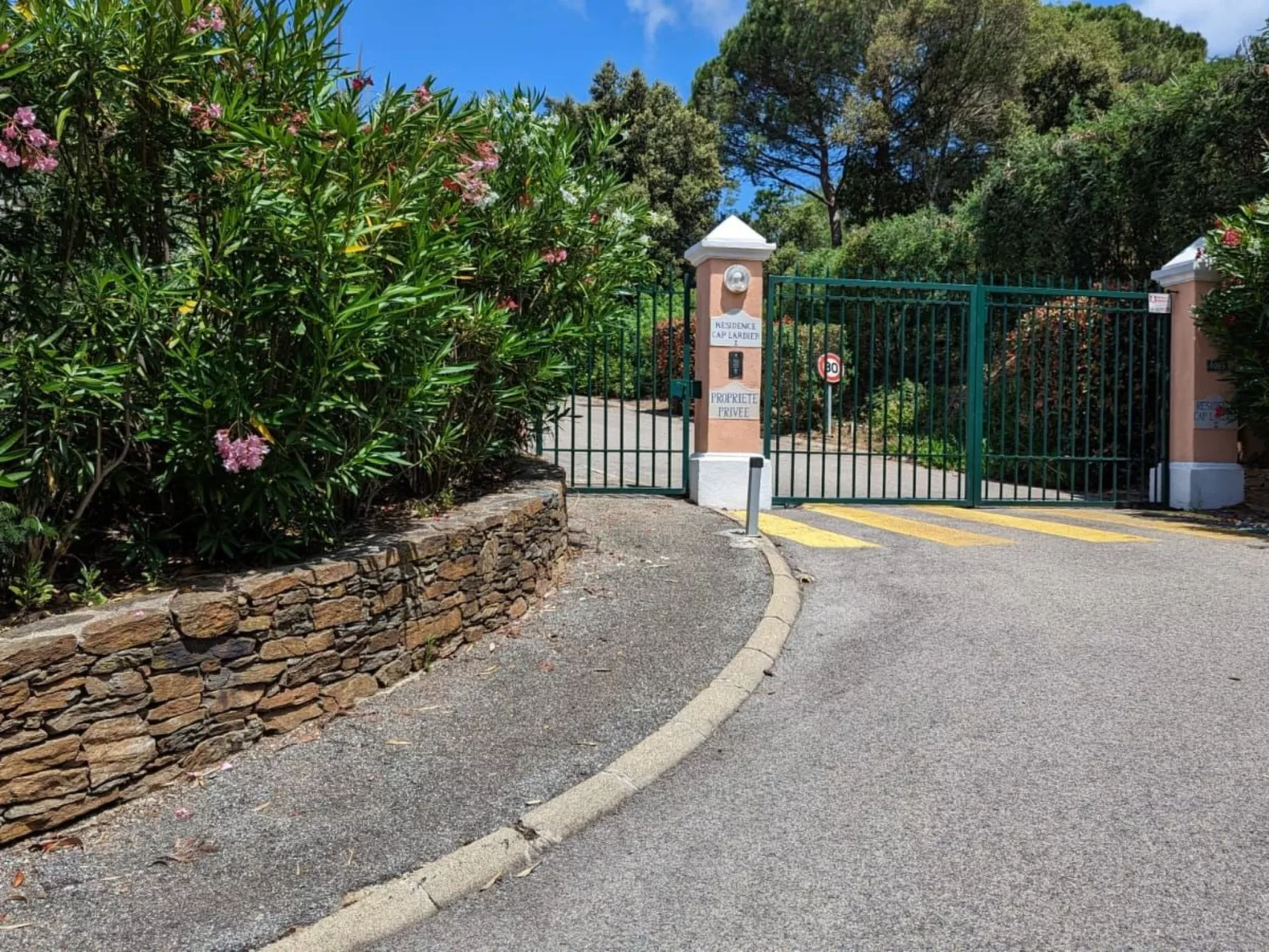 Villa mit Flair-Draußen