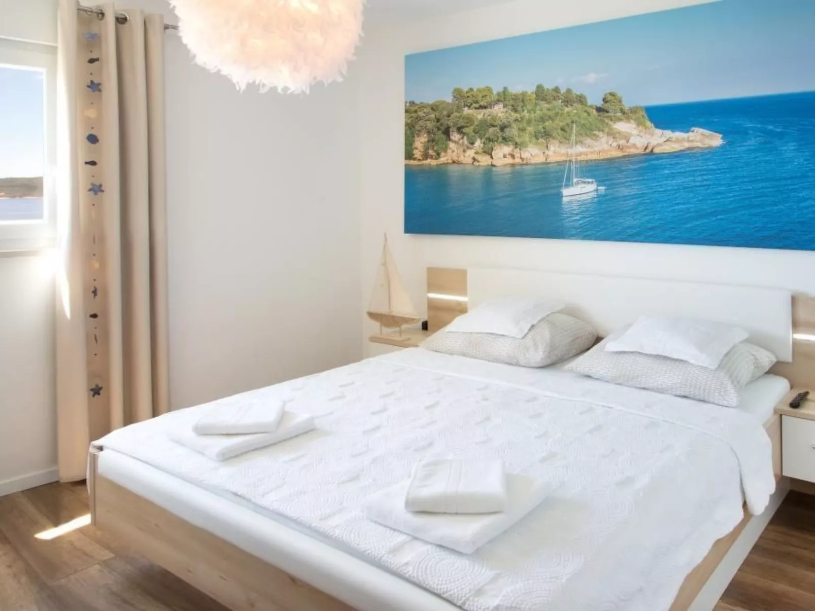 Appartement mit Blick auf das Wasser-Drinnen