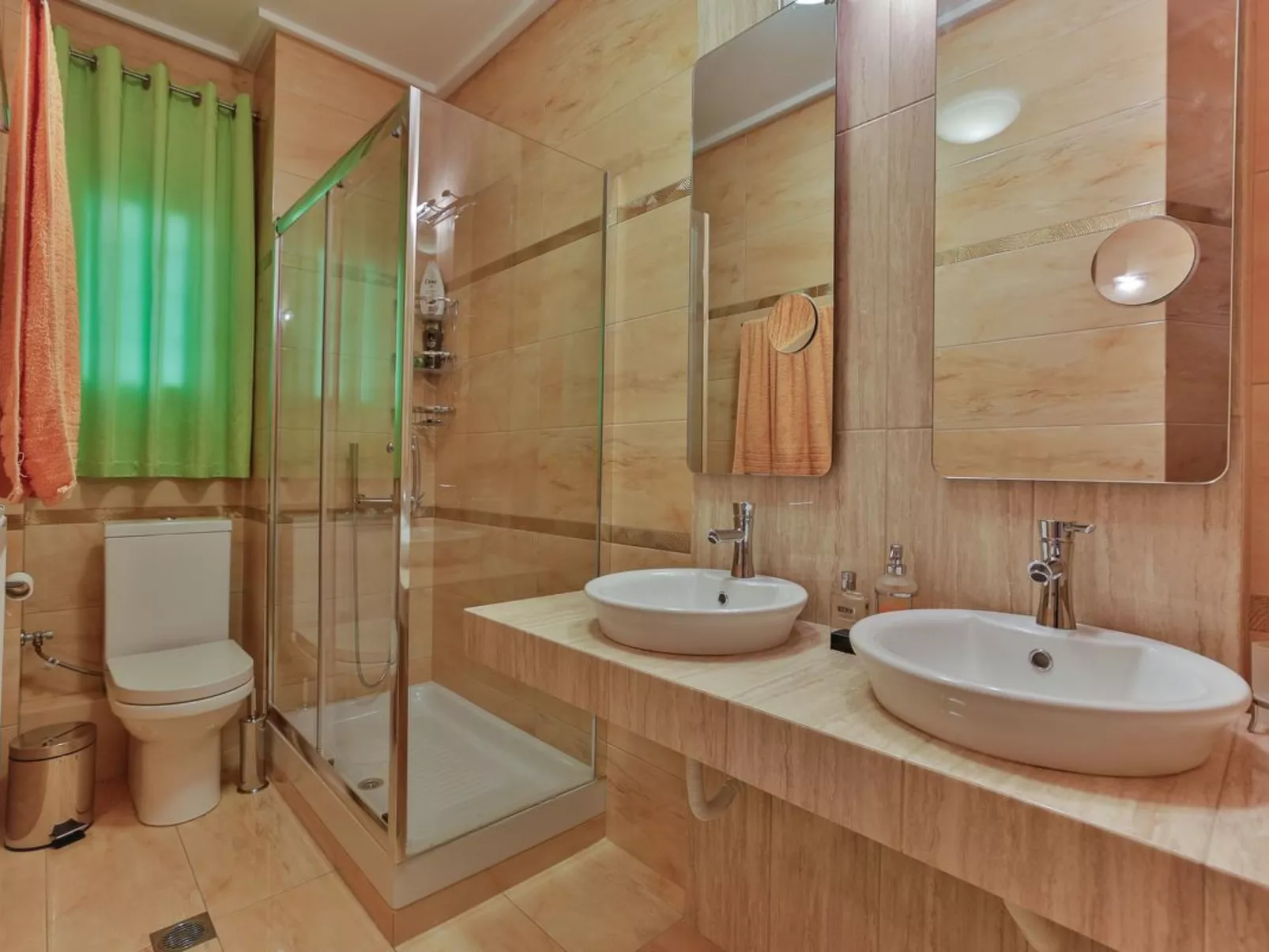 "Centaur Villa" direkt am Strand-Inside