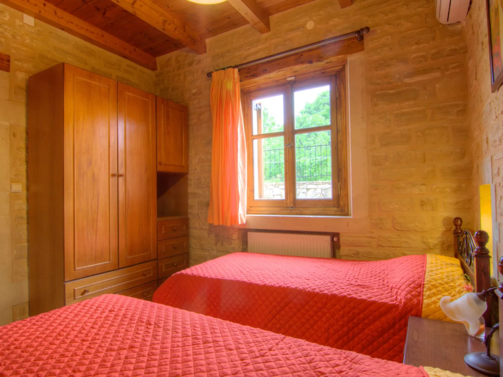 Traditionelle Steinvilla Phaedra in Strandnähe-Image-tags.info