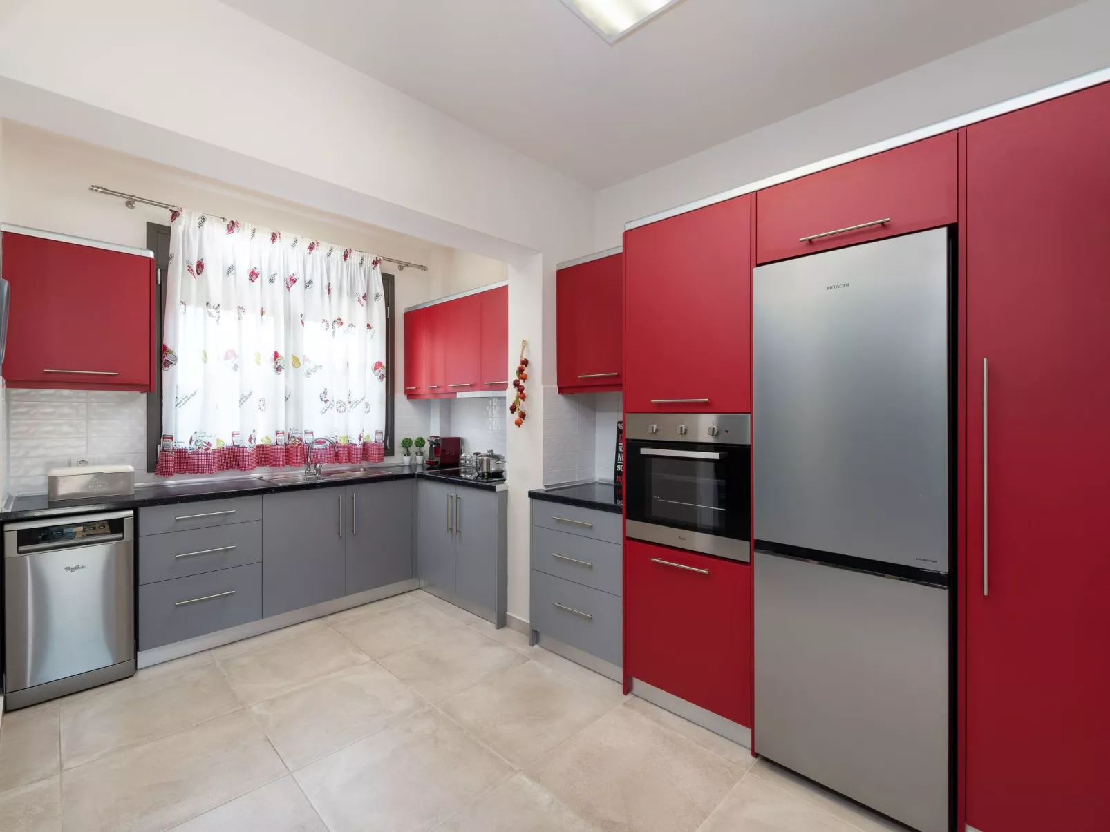 Sun's Reach Villa mit Schwimmbad-Dedans