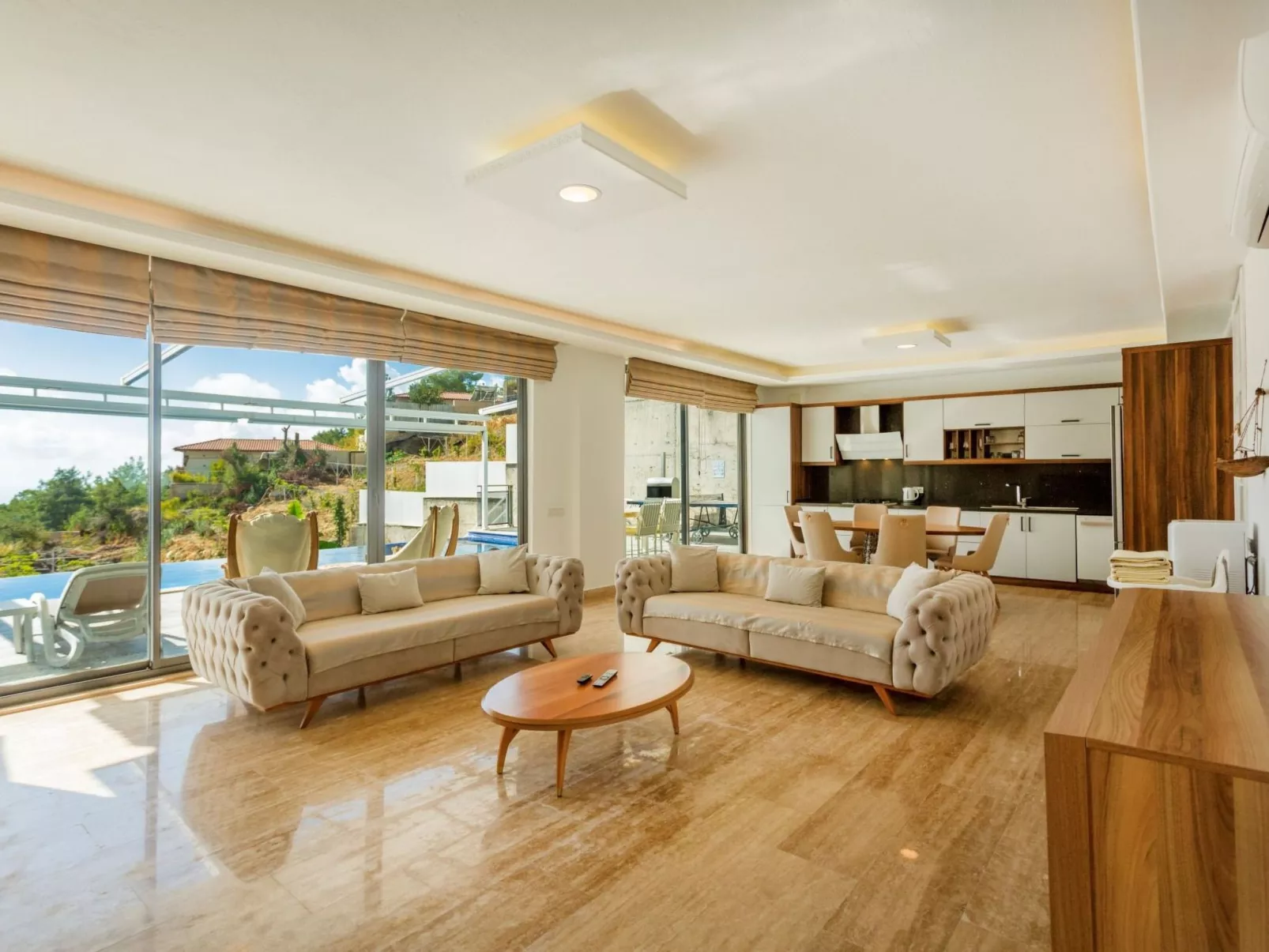 Villa Infinity Mountain mit Pool in Kalkan-Inside